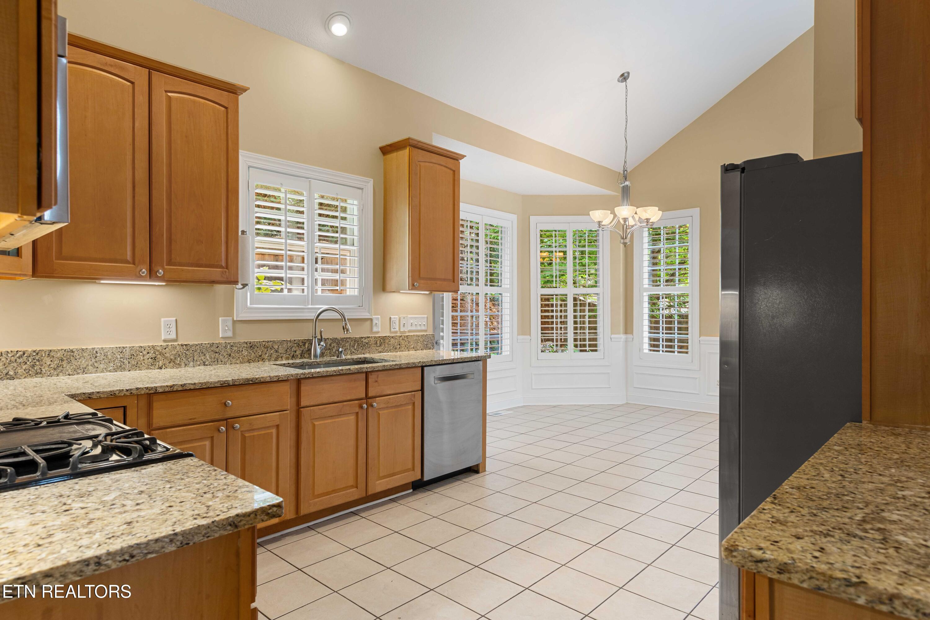 7008 Shady Knoll Lane Knoxville TN 37919