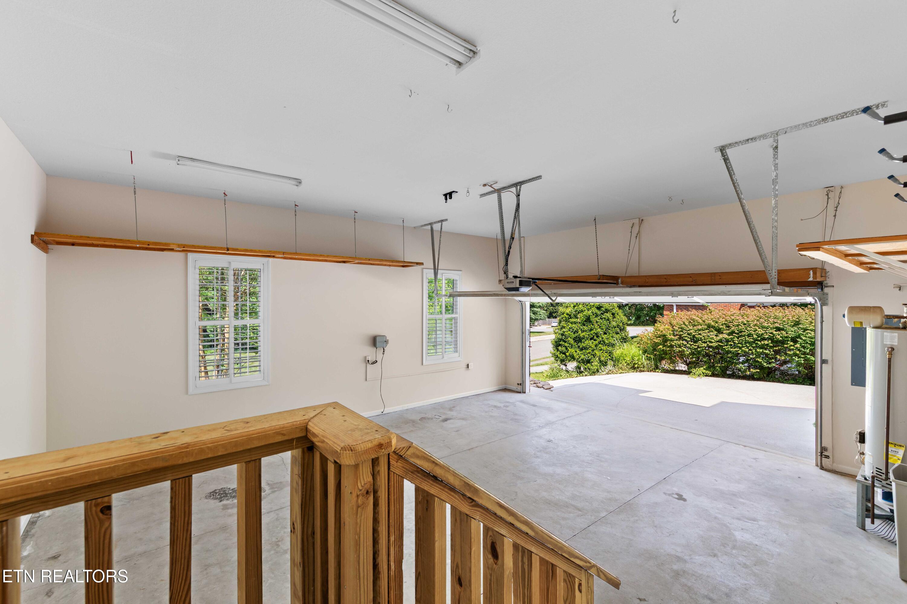 7008 Shady Knoll Lane Knoxville TN 37919