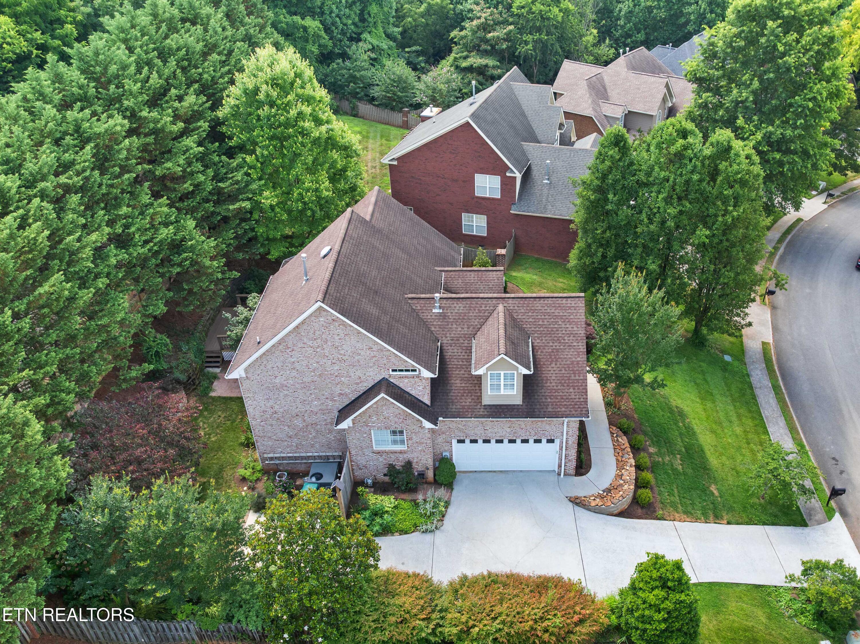 7008 Shady Knoll Lane Knoxville TN 37919