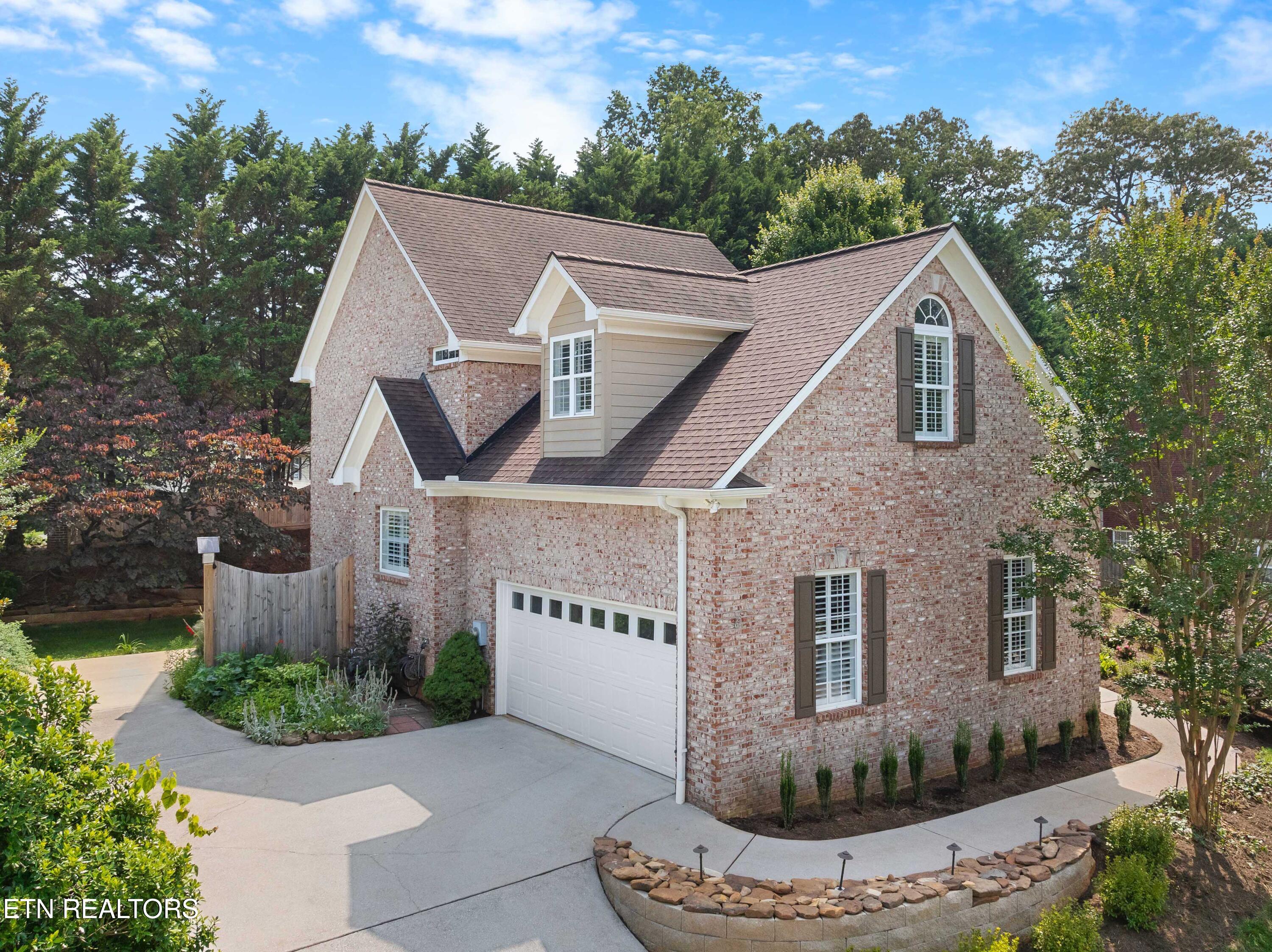 7008 Shady Knoll Lane Knoxville TN 37919