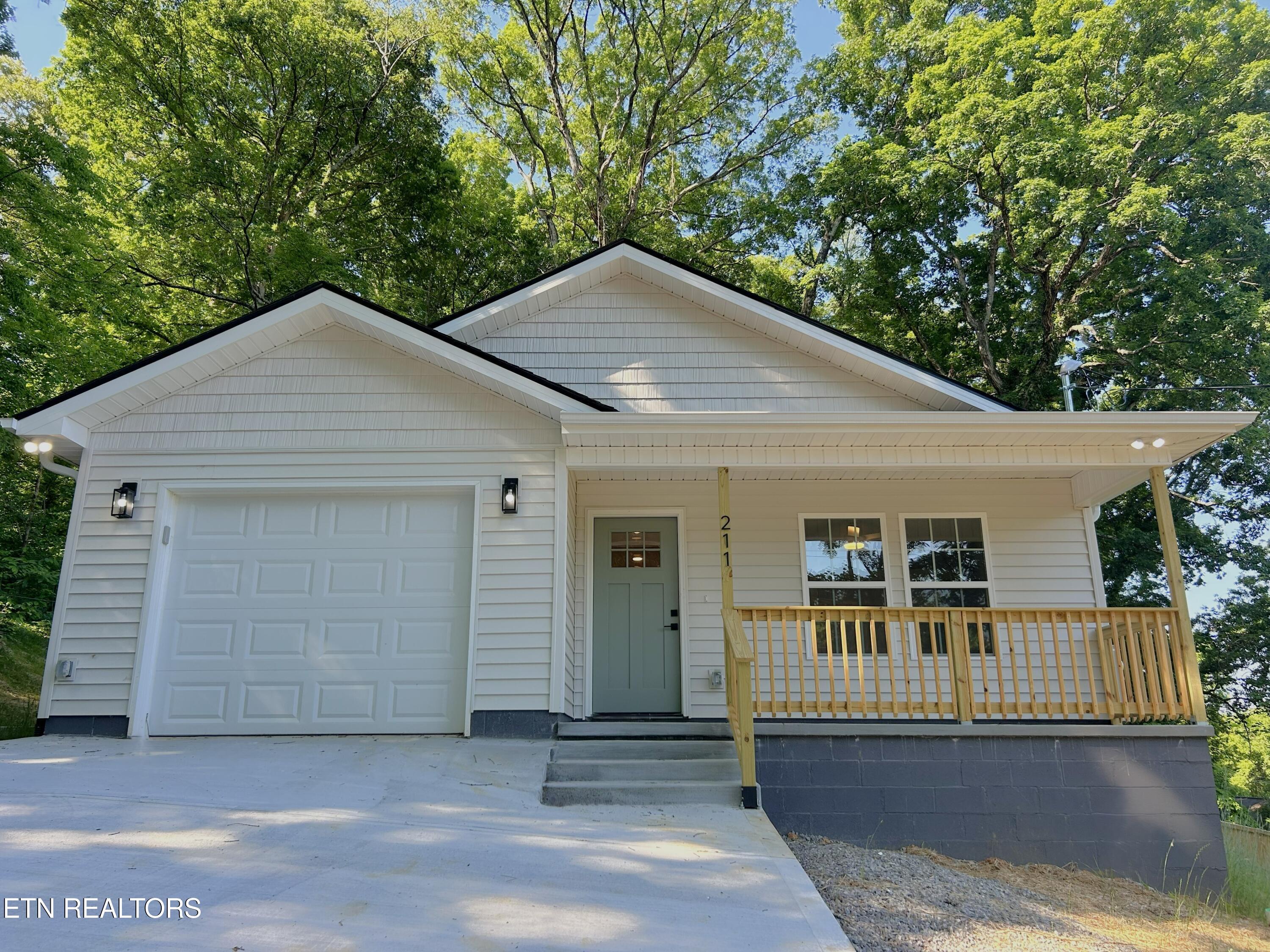 211 Mavis Lane Maryville TN 37804