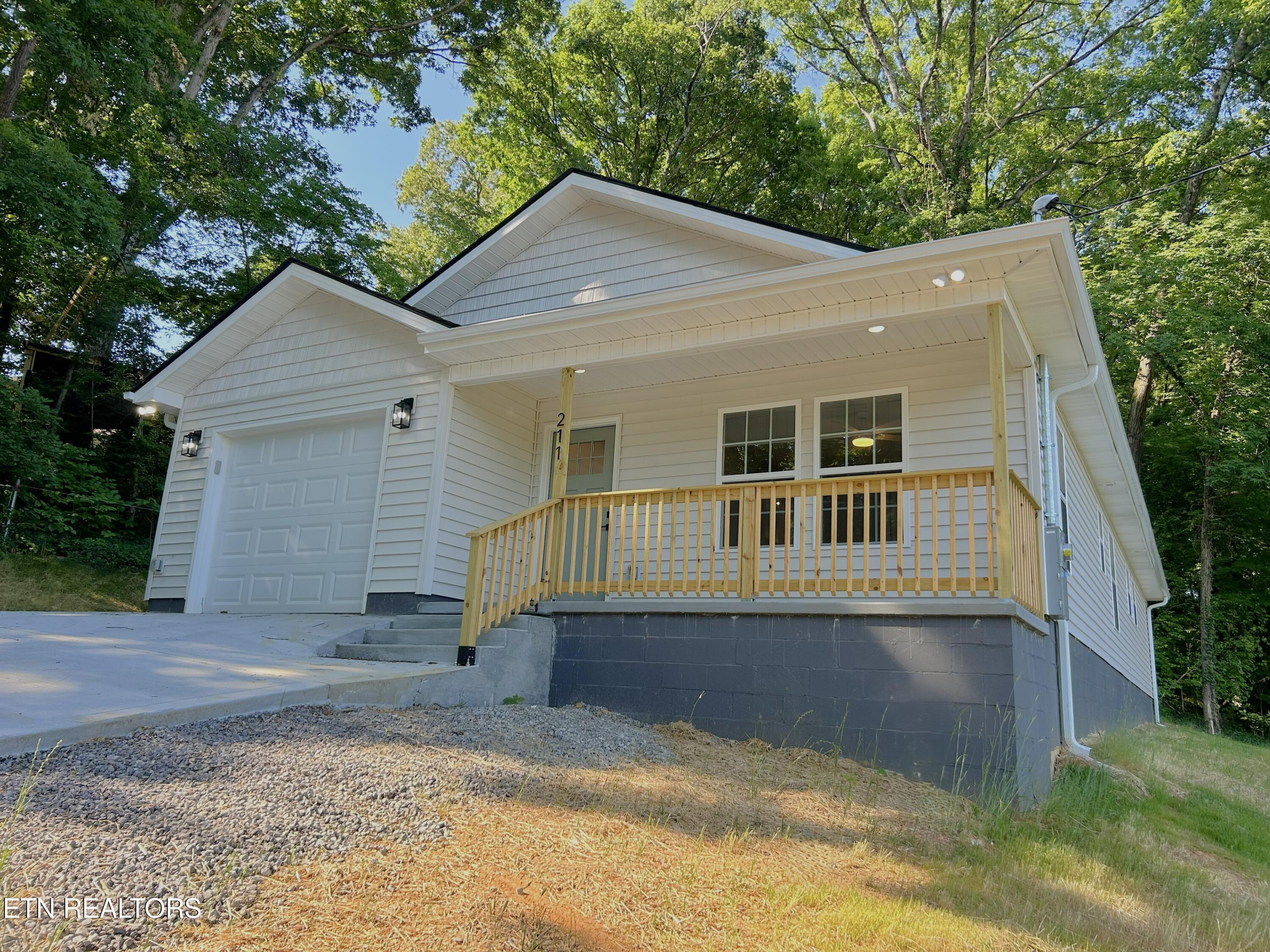 211 Mavis Lane Maryville TN 37804