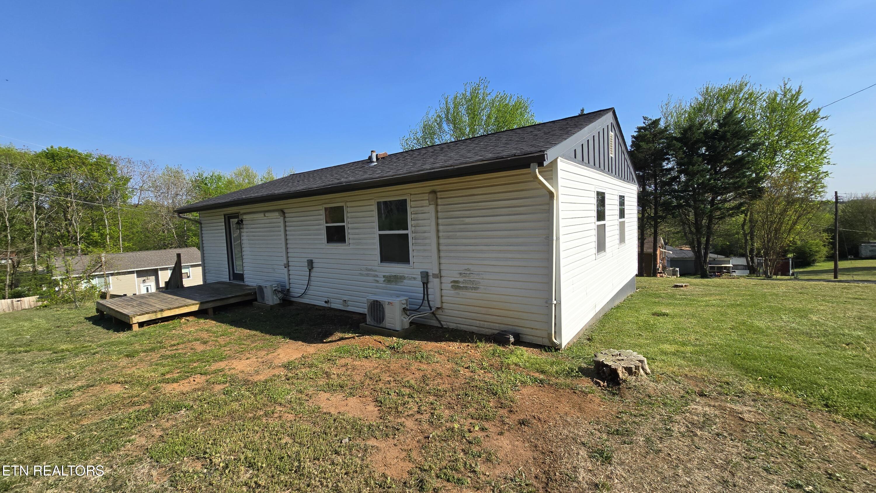208 Riggs Street Athens TN 37303