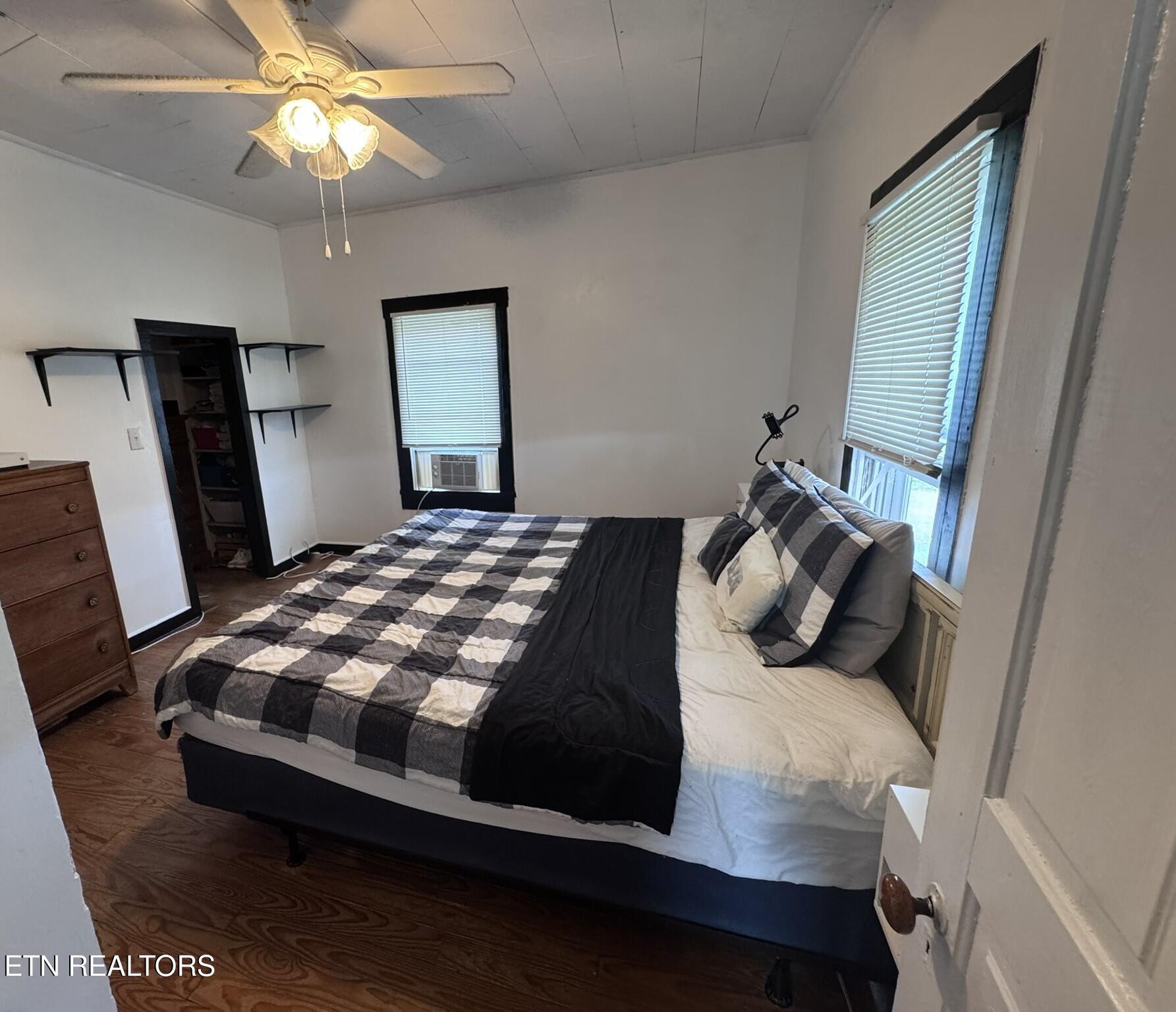1051 Happy Hollow Road Lenoir City TN 37771