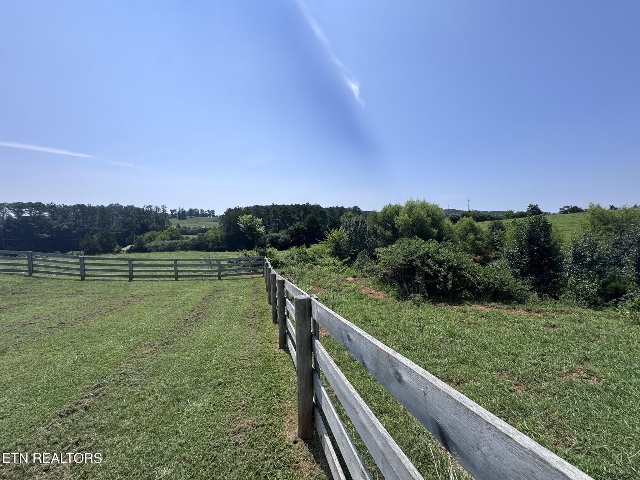 1051 Happy Hollow Road Lenoir City TN 37771