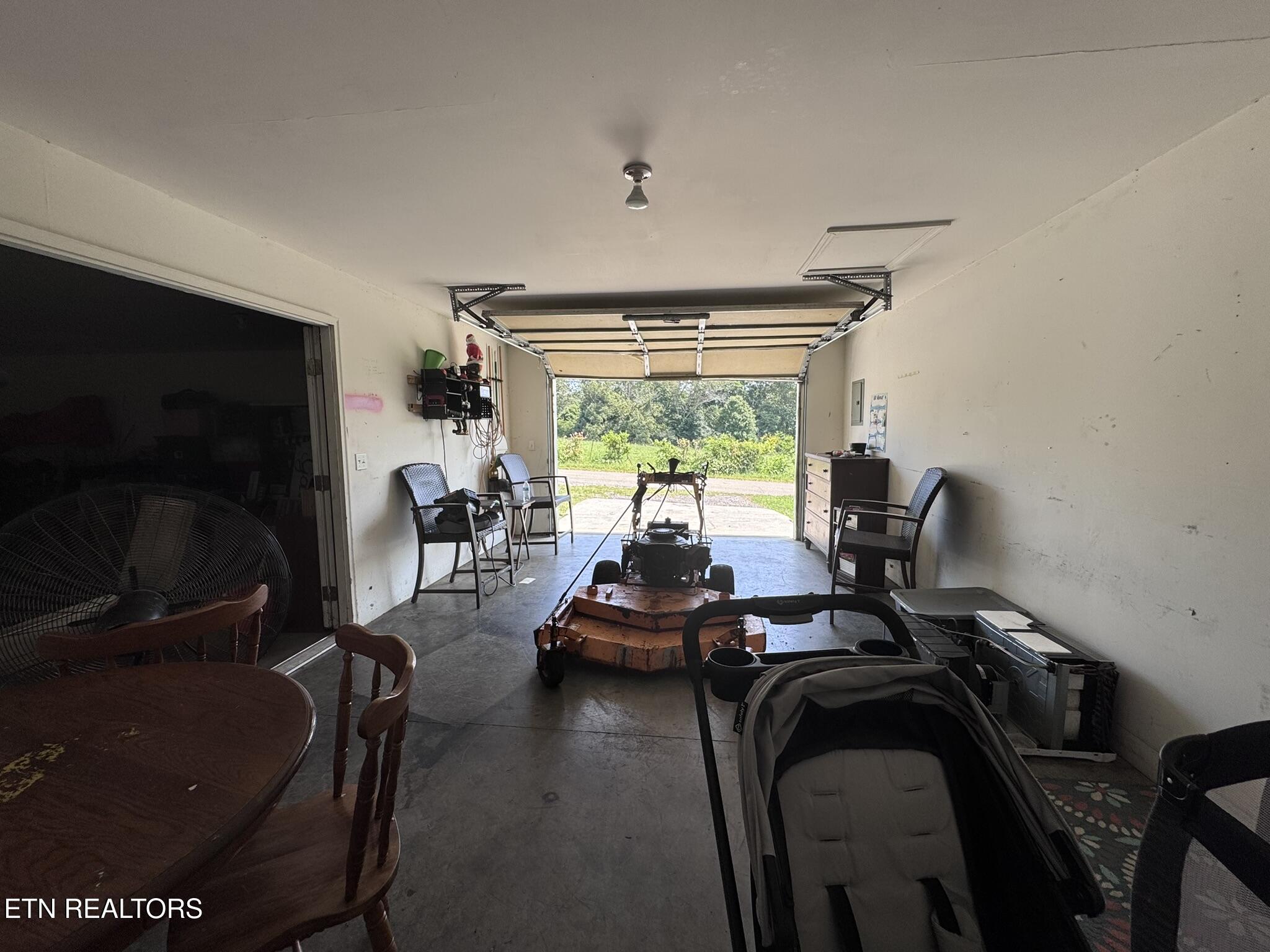 1051 Happy Hollow Road Lenoir City TN 37771