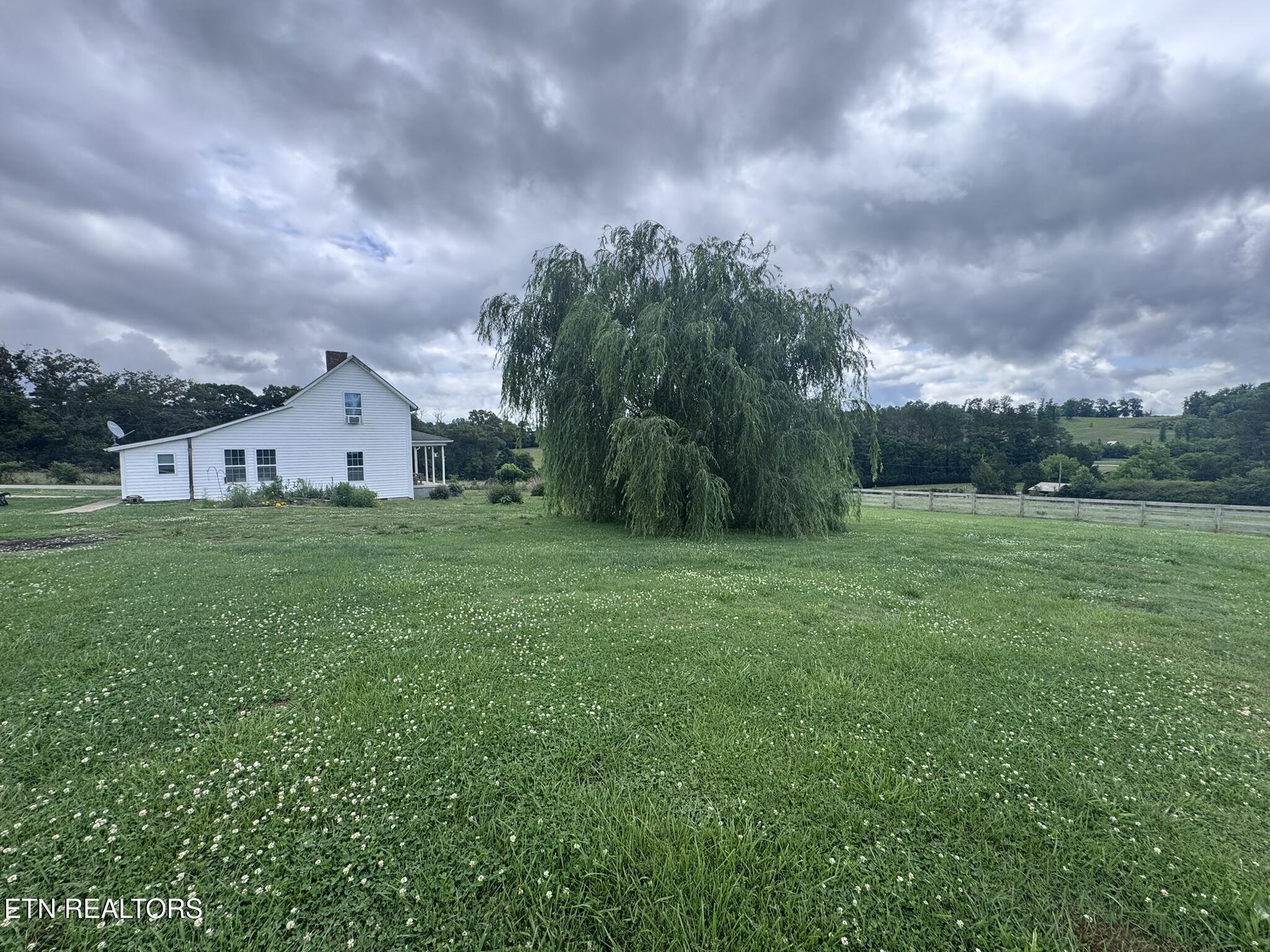 1051 Happy Hollow Road Lenoir City TN 37771