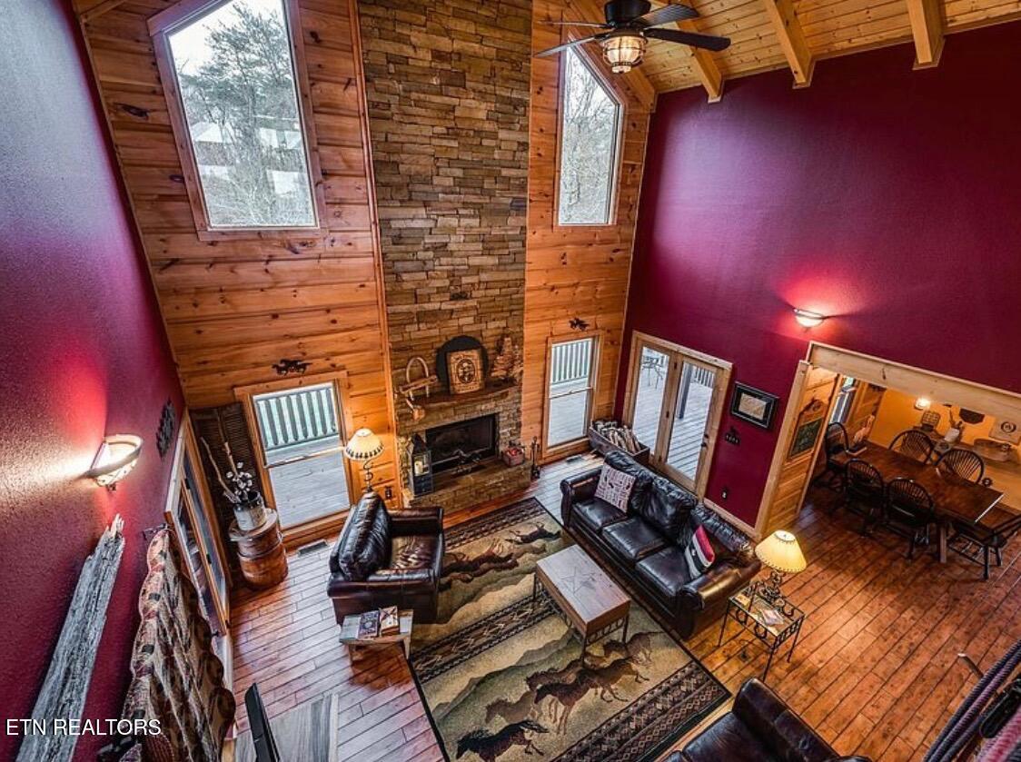 167 Bunkhouse Road Spencer TN 38585