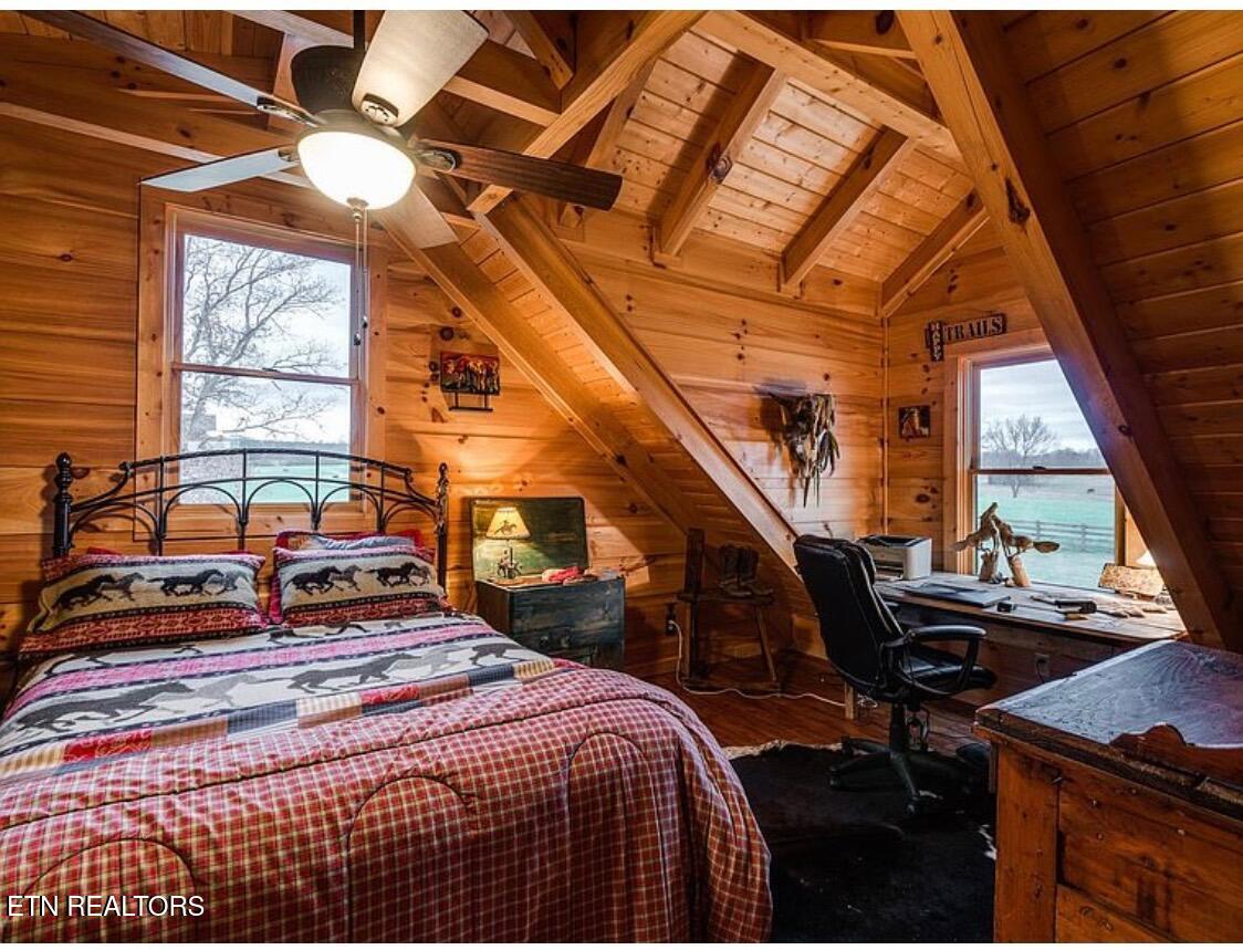 167 Bunkhouse Road Spencer TN 38585