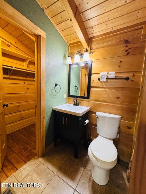 167 Bunkhouse Road Spencer TN 38585