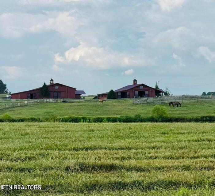 167 Bunkhouse Road Spencer TN 38585