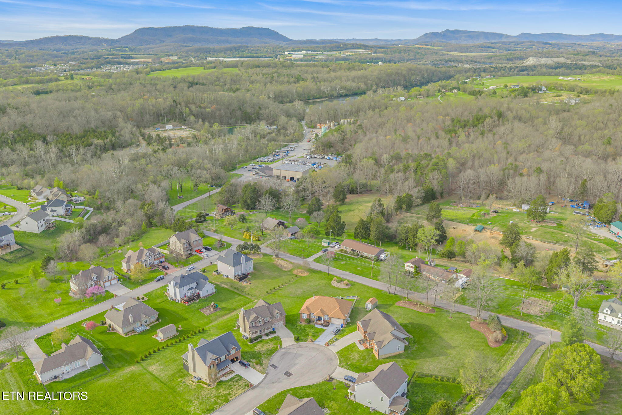 9360 Gabrielle Road Strawberry Plains TN 37871
