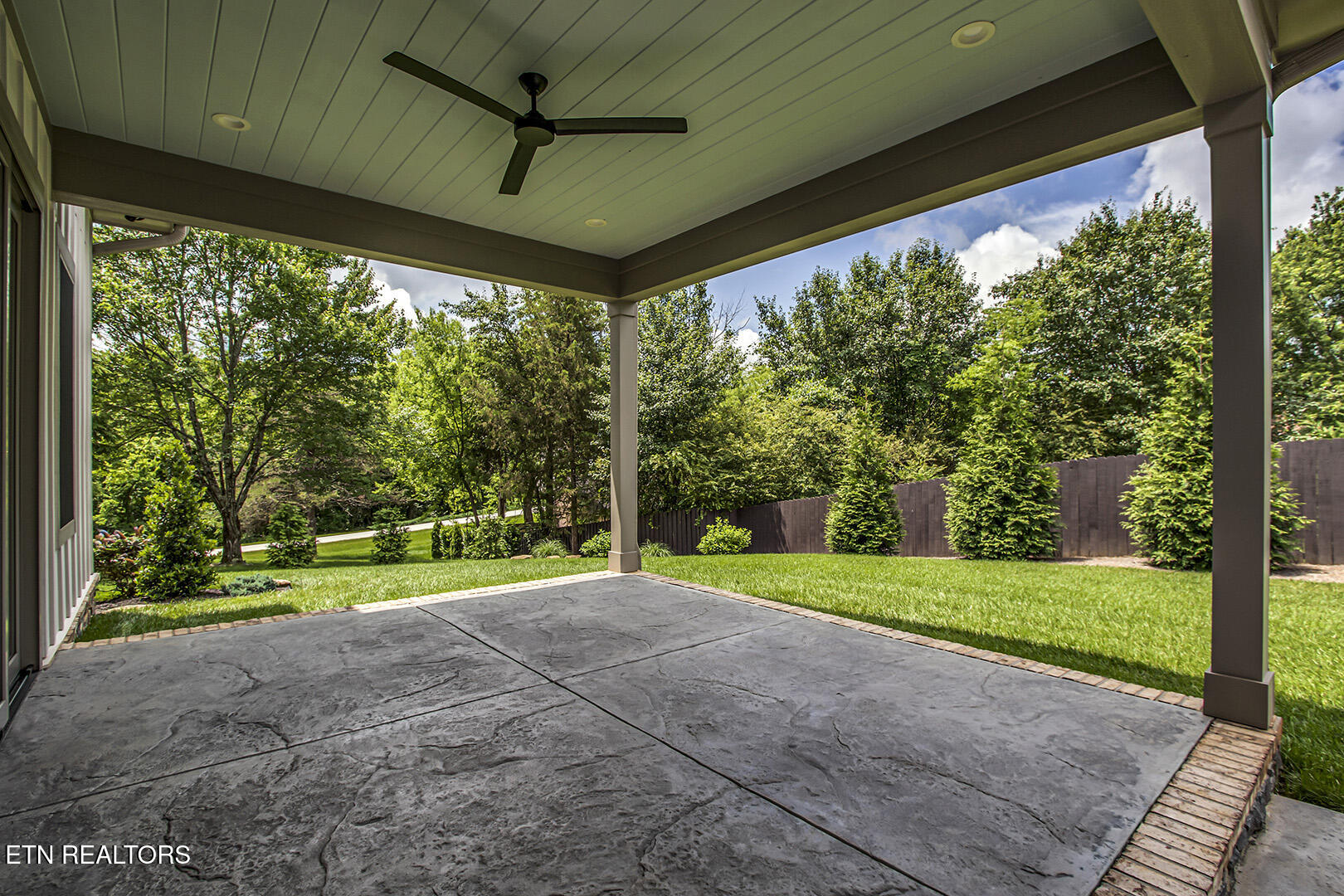 209 Fence Post Lane Knoxville TN 37934