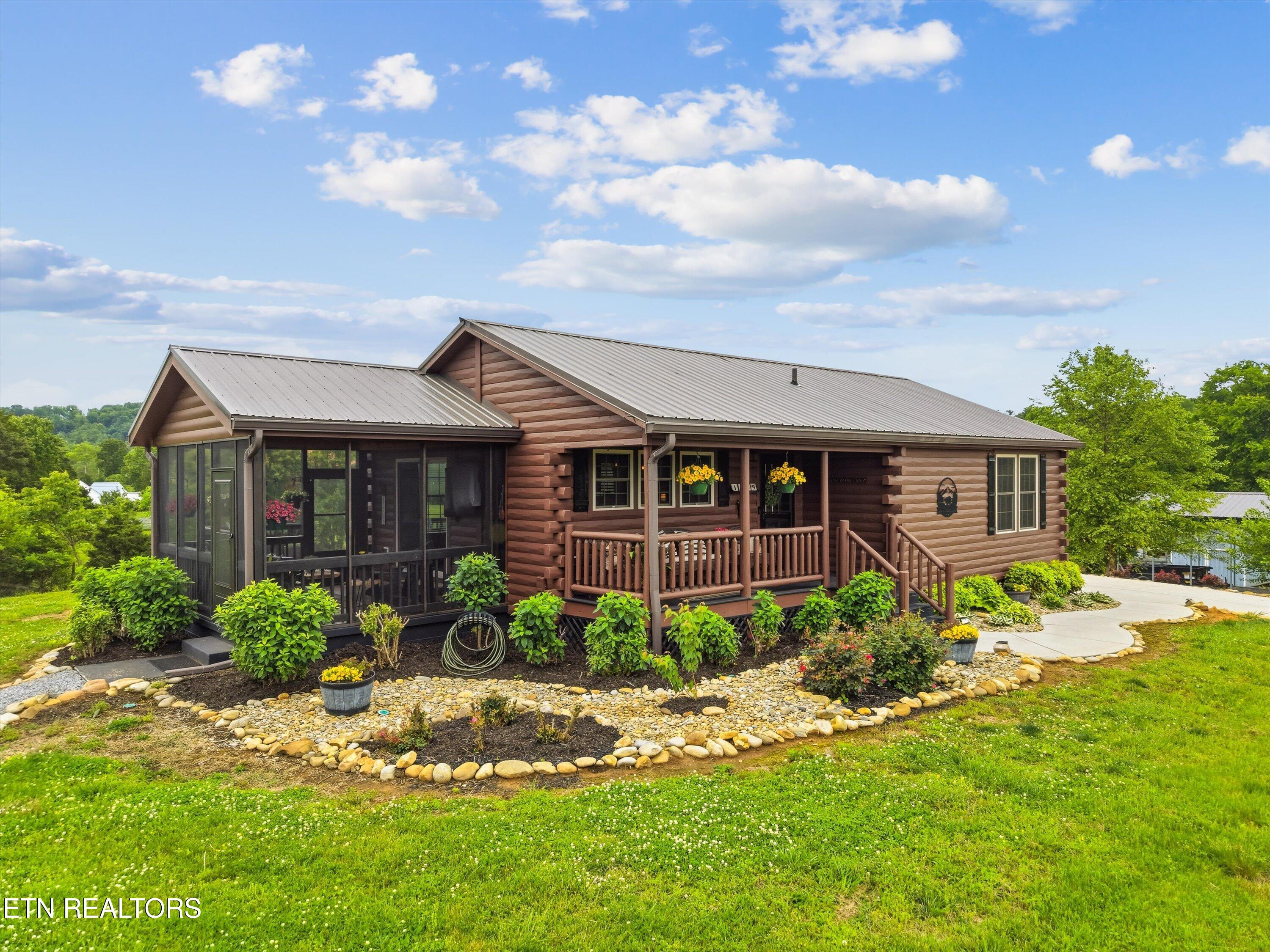 1609 Big Gully Road Maryville TN 37801