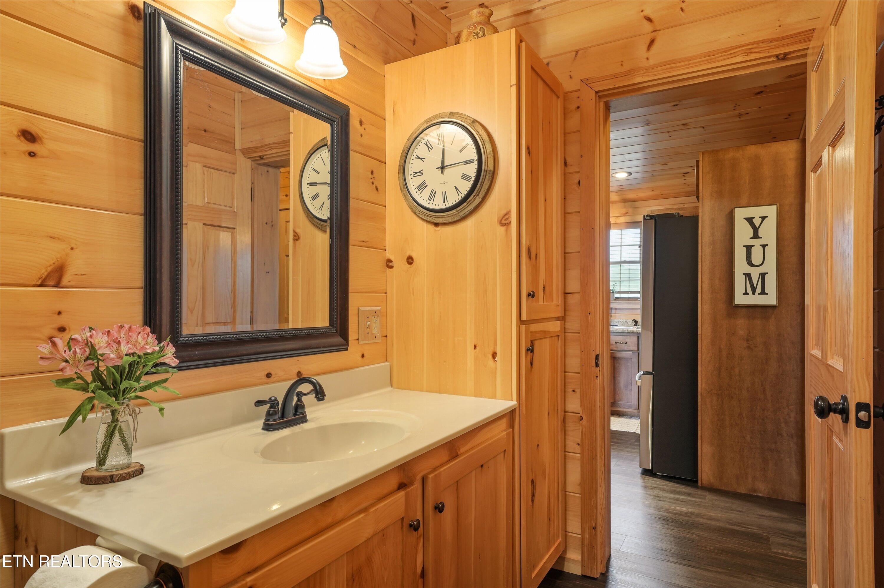 1609 Big Gully Road Maryville TN 37801