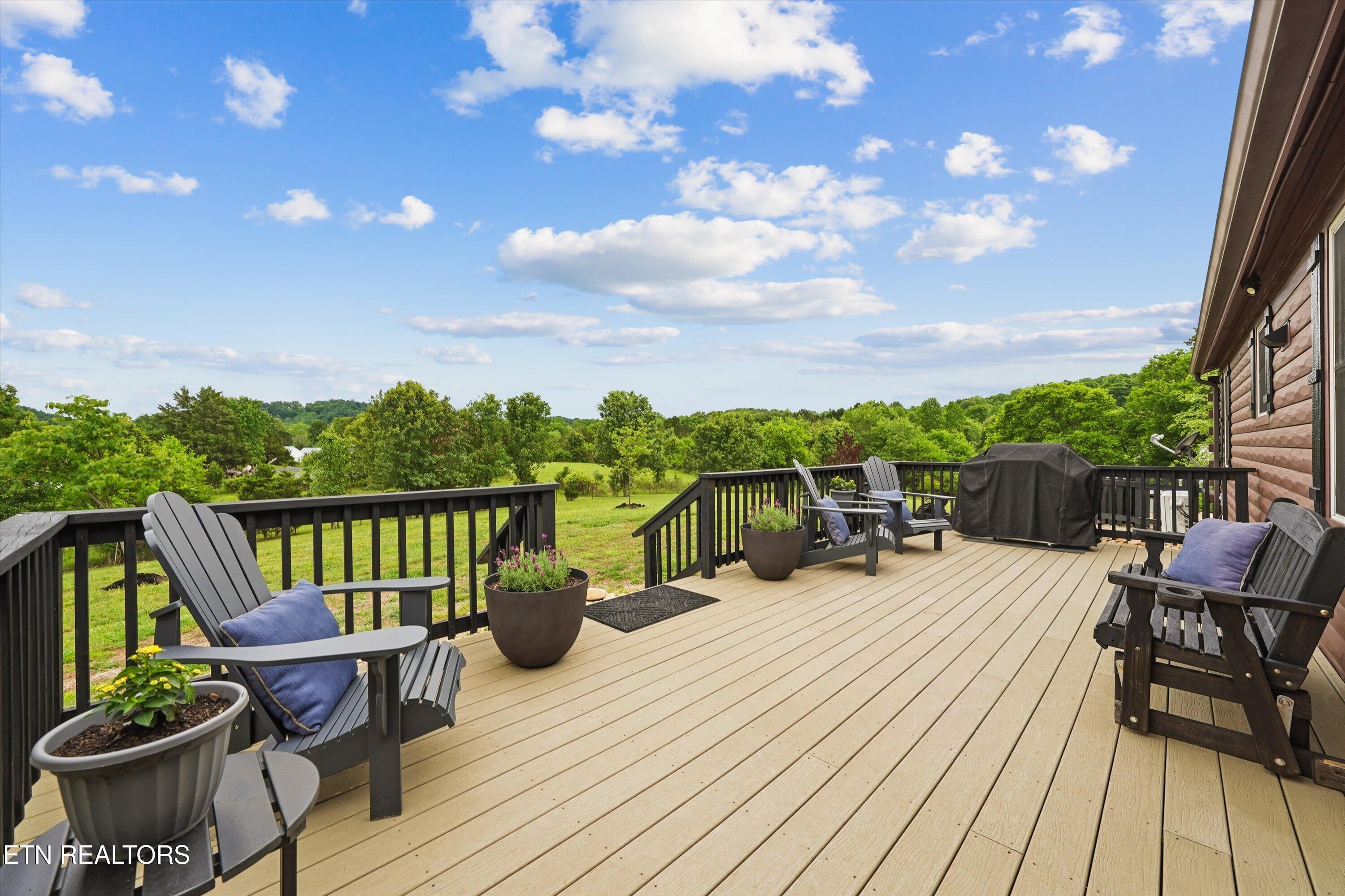 1609 Big Gully Road Maryville TN 37801