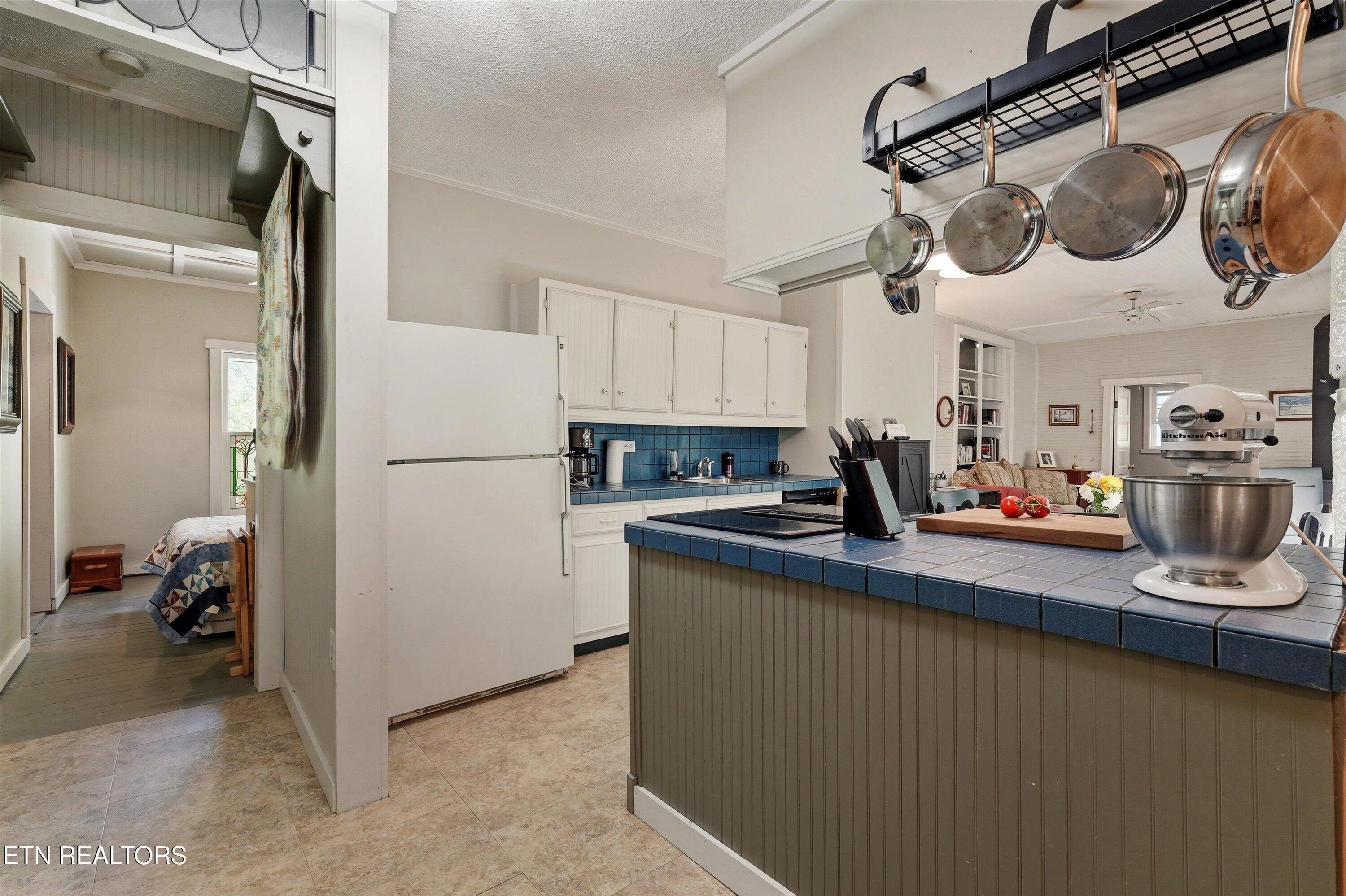 315 Laurel Hollow Road Clinton TN 37716