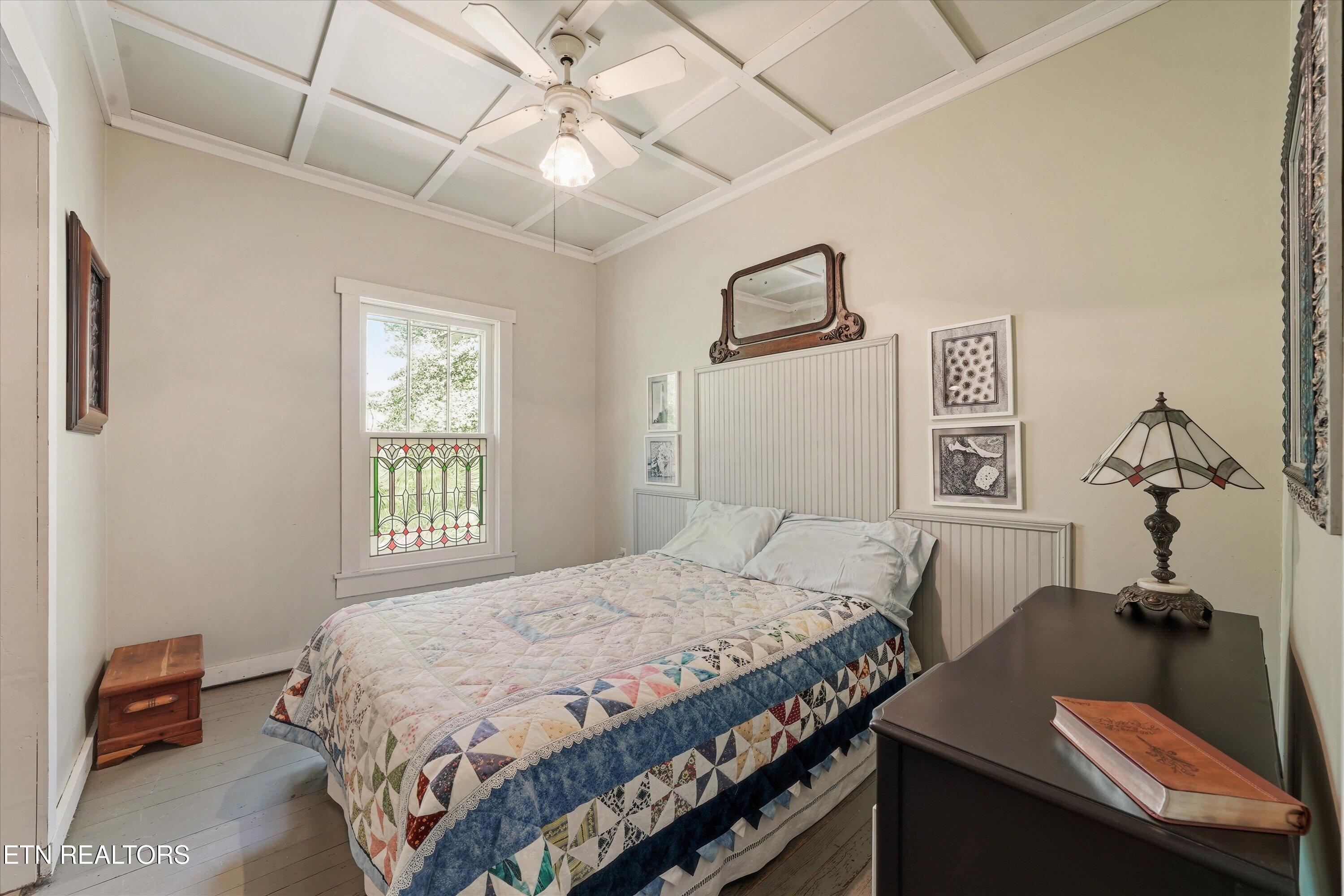 315 Laurel Hollow Road Clinton TN 37716