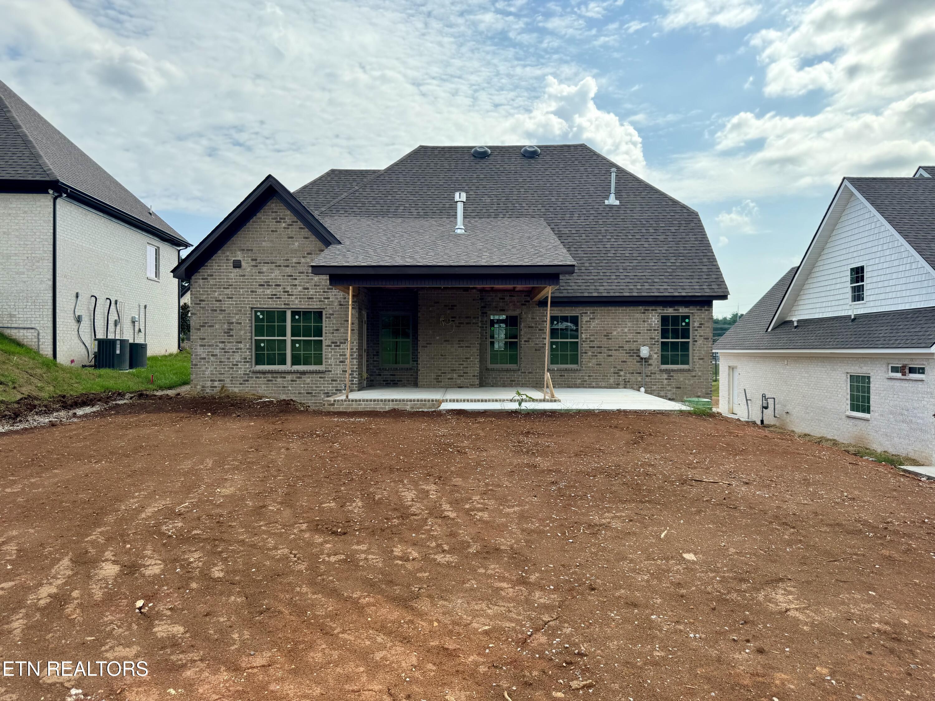 8861 Dancing Bear Lane Knoxville TN 37923