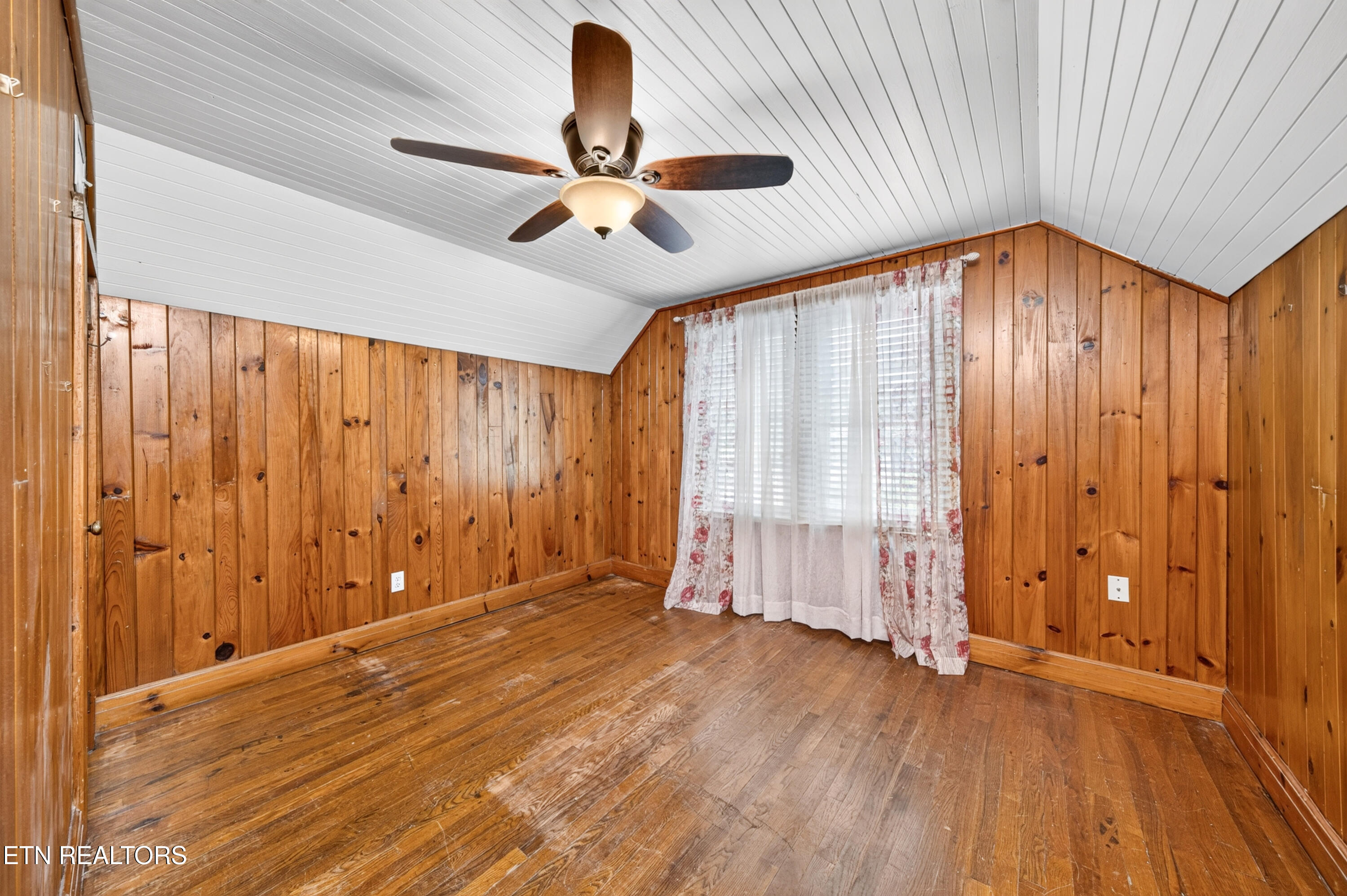 1049 Mitchell Avenue Cookeville TN 38501