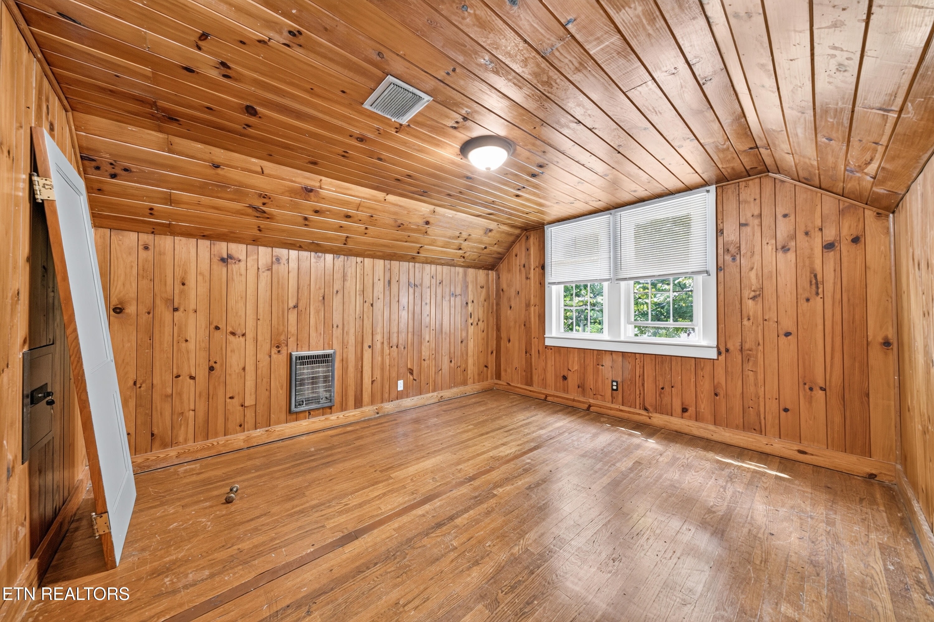 1049 Mitchell Avenue Cookeville TN 38501