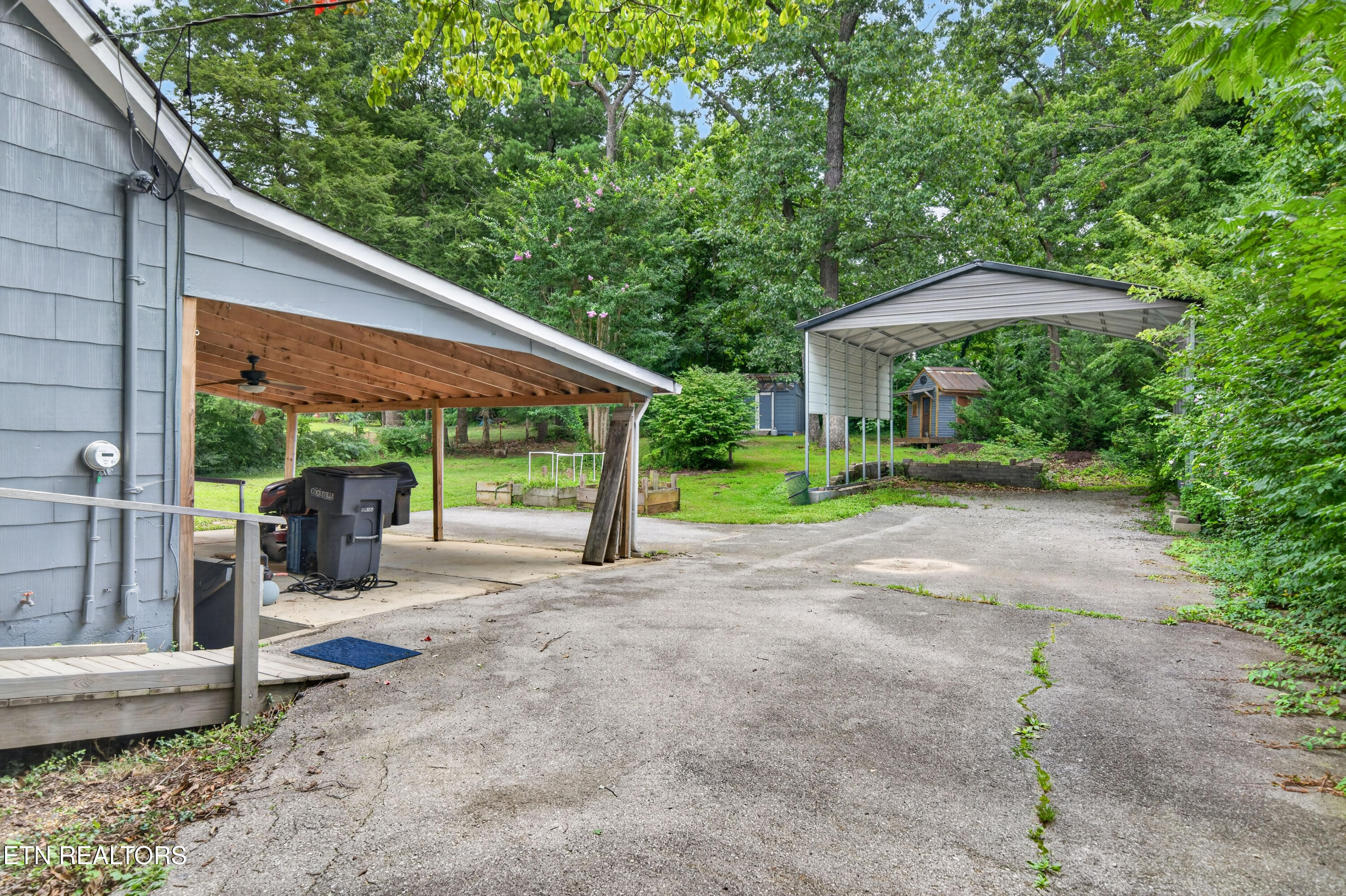1049 Mitchell Avenue Cookeville TN 38501