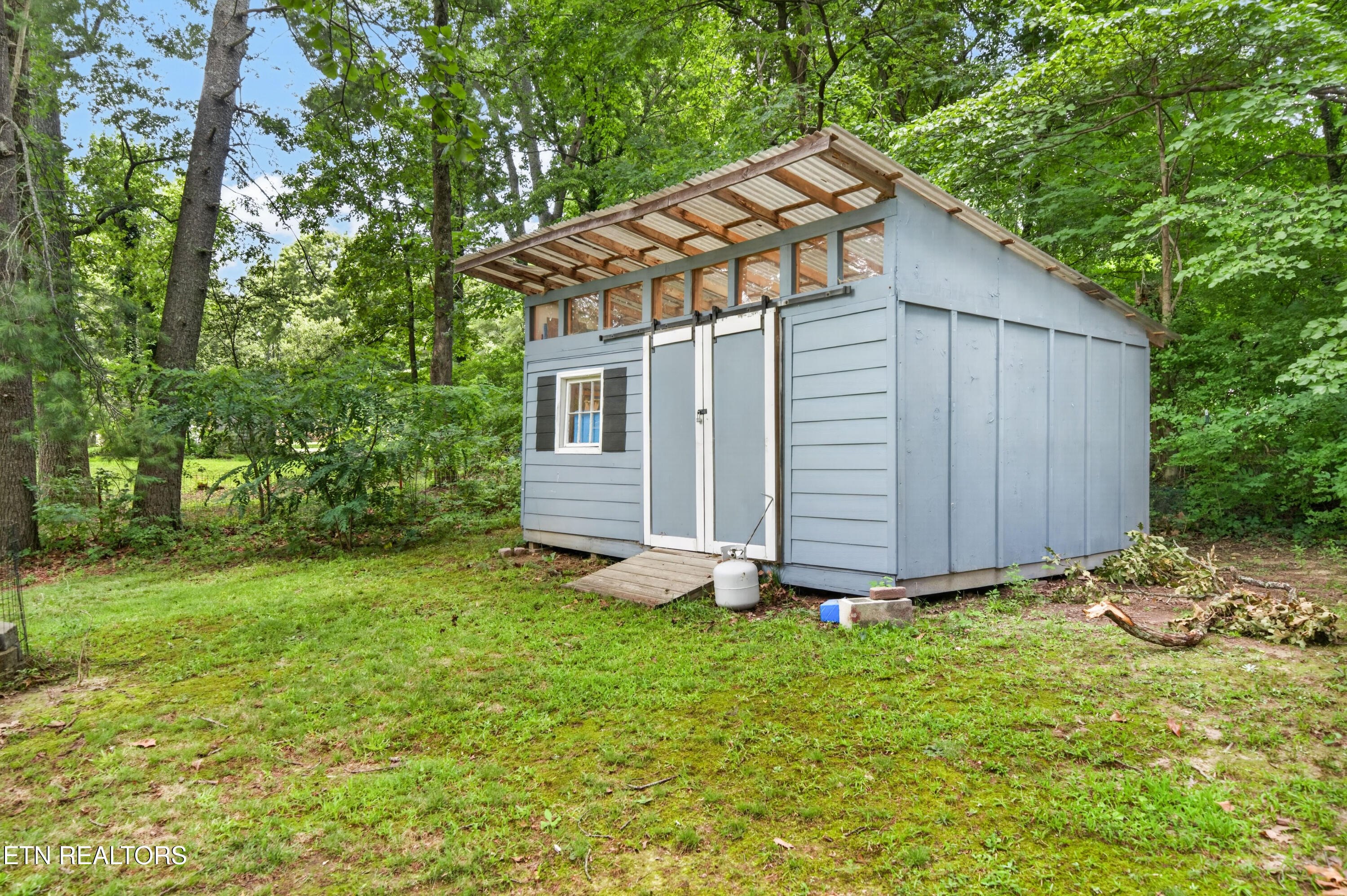 1049 Mitchell Avenue Cookeville TN 38501