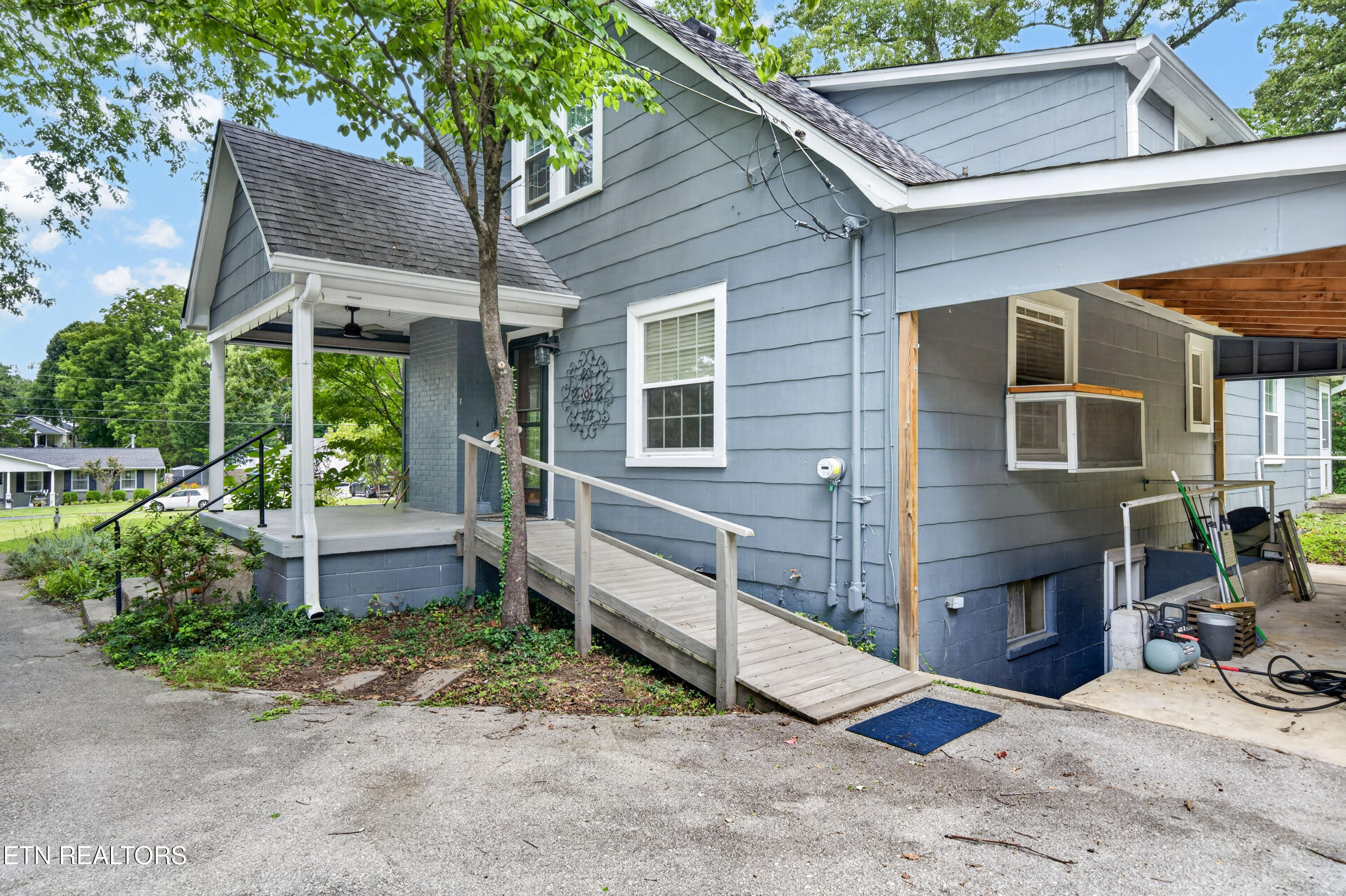 1049 Mitchell Avenue Cookeville TN 38501