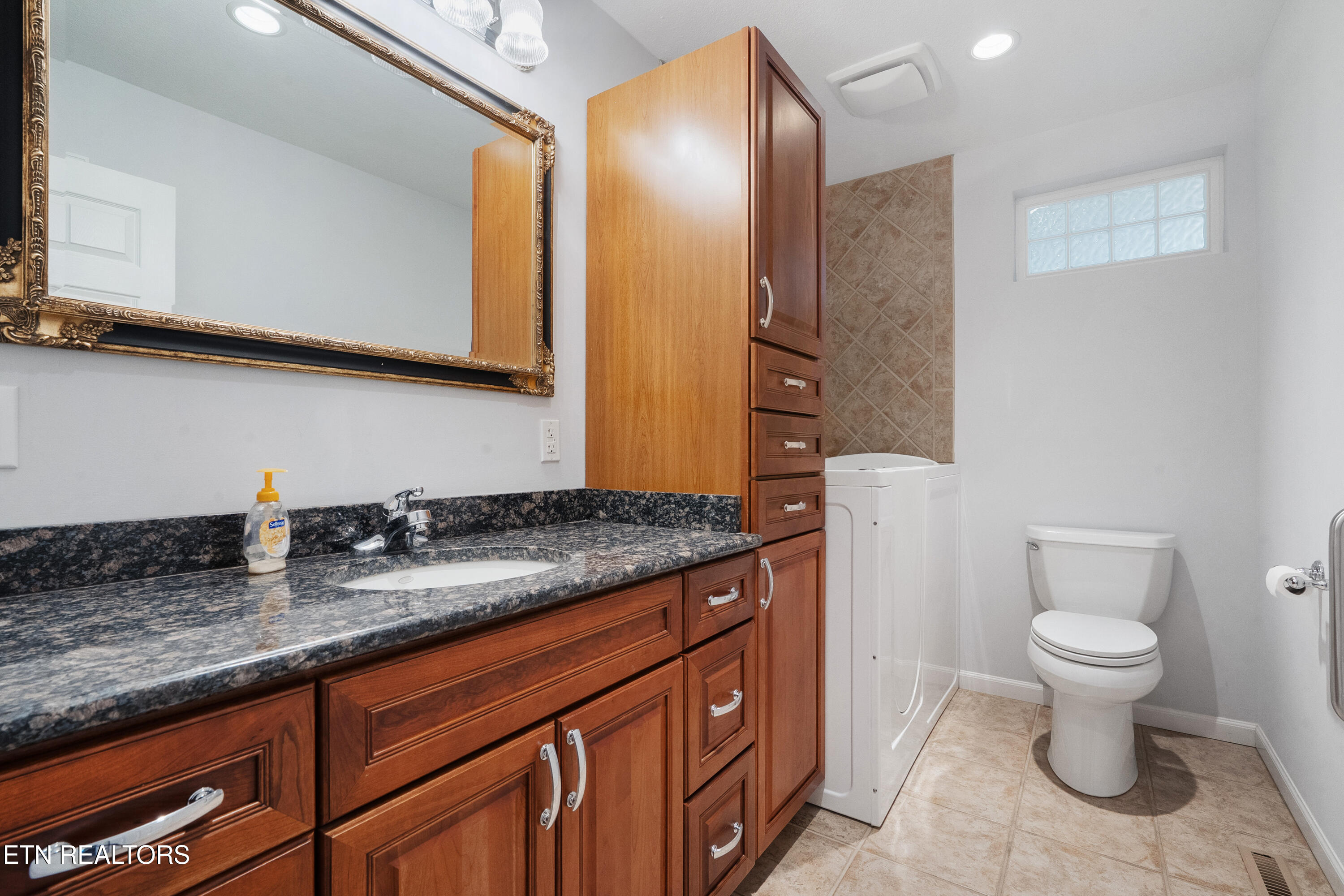 1245 S Heritage Drive Maryville TN 37803