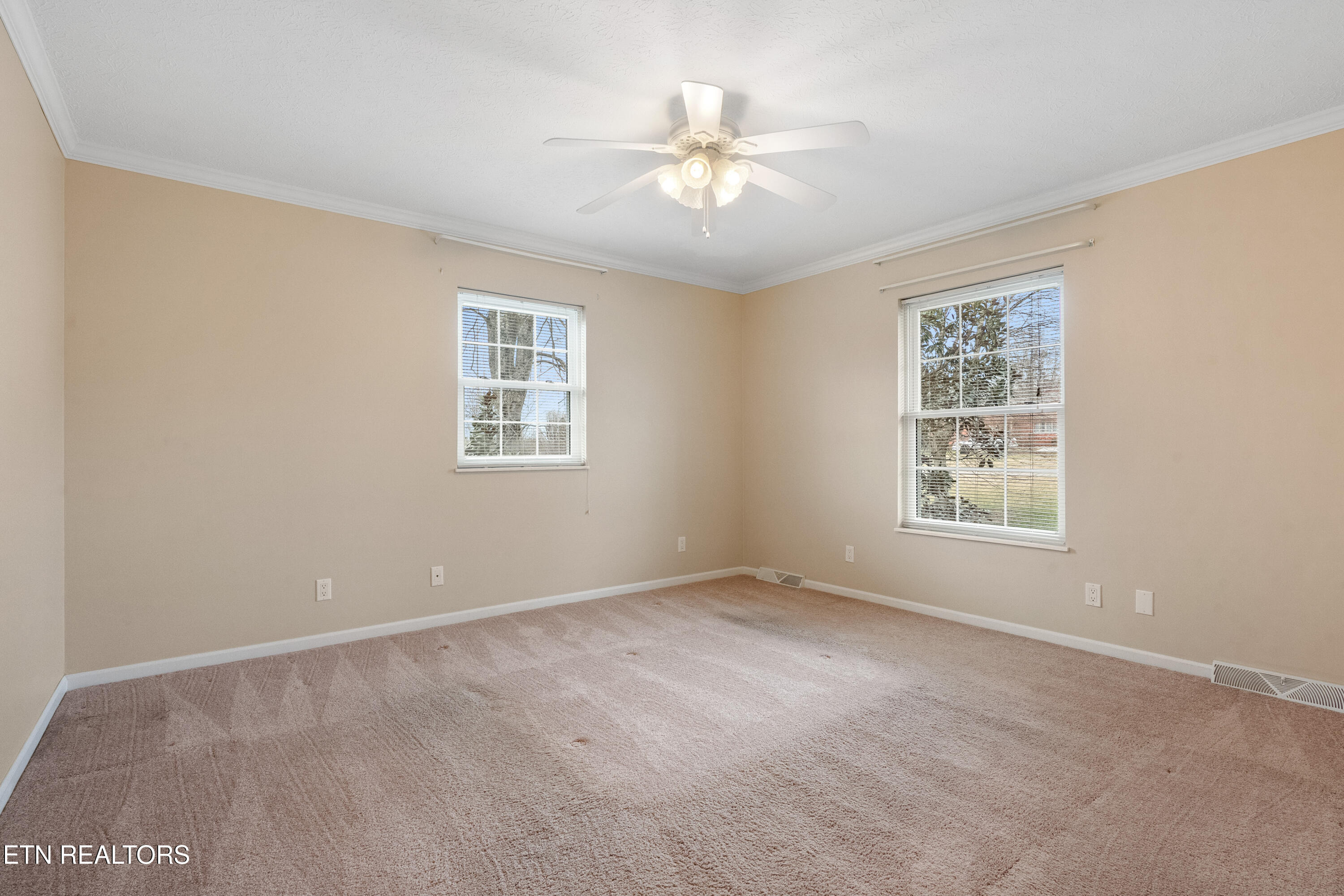 1245 S Heritage Drive Maryville TN 37803