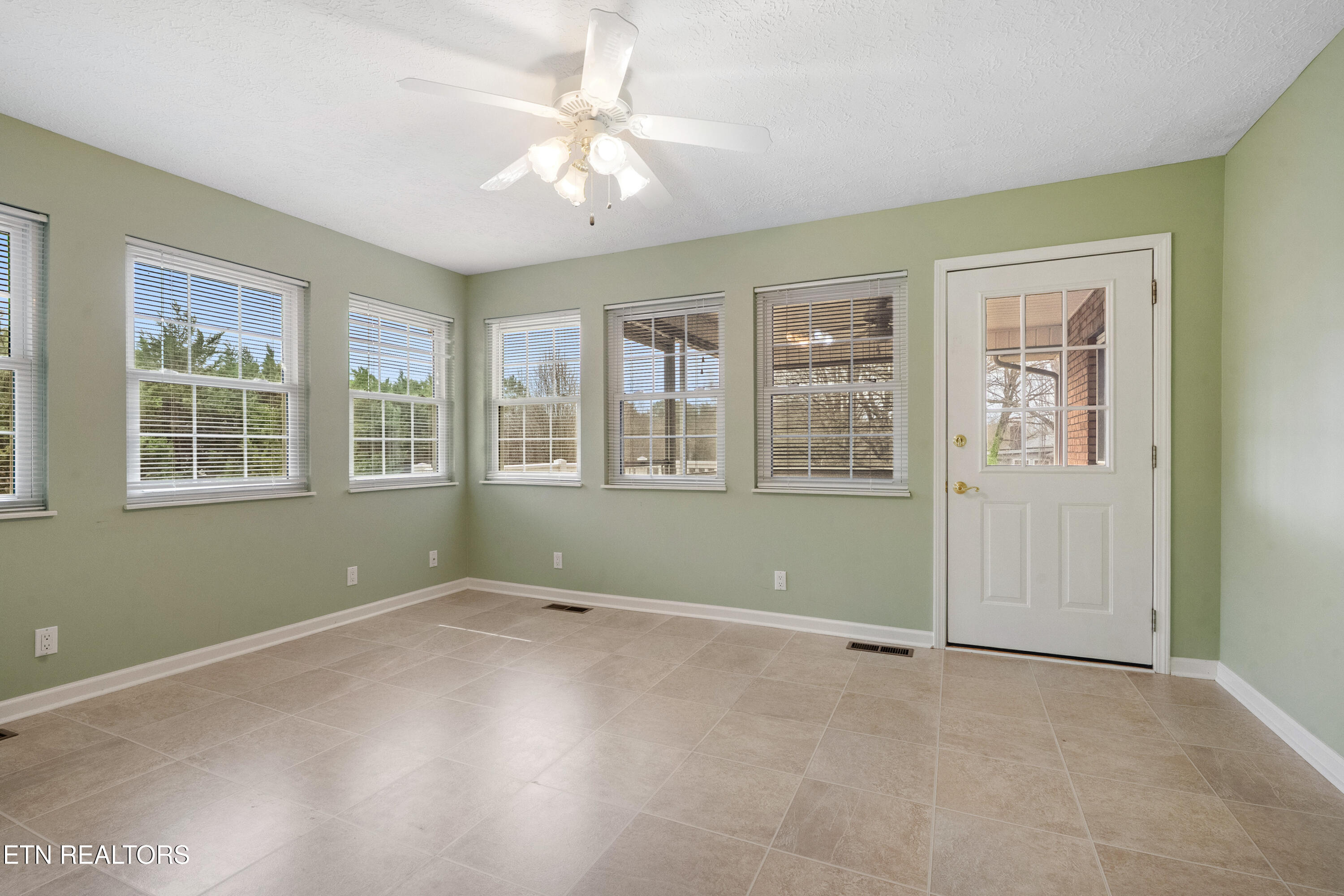 1245 S Heritage Drive Maryville TN 37803
