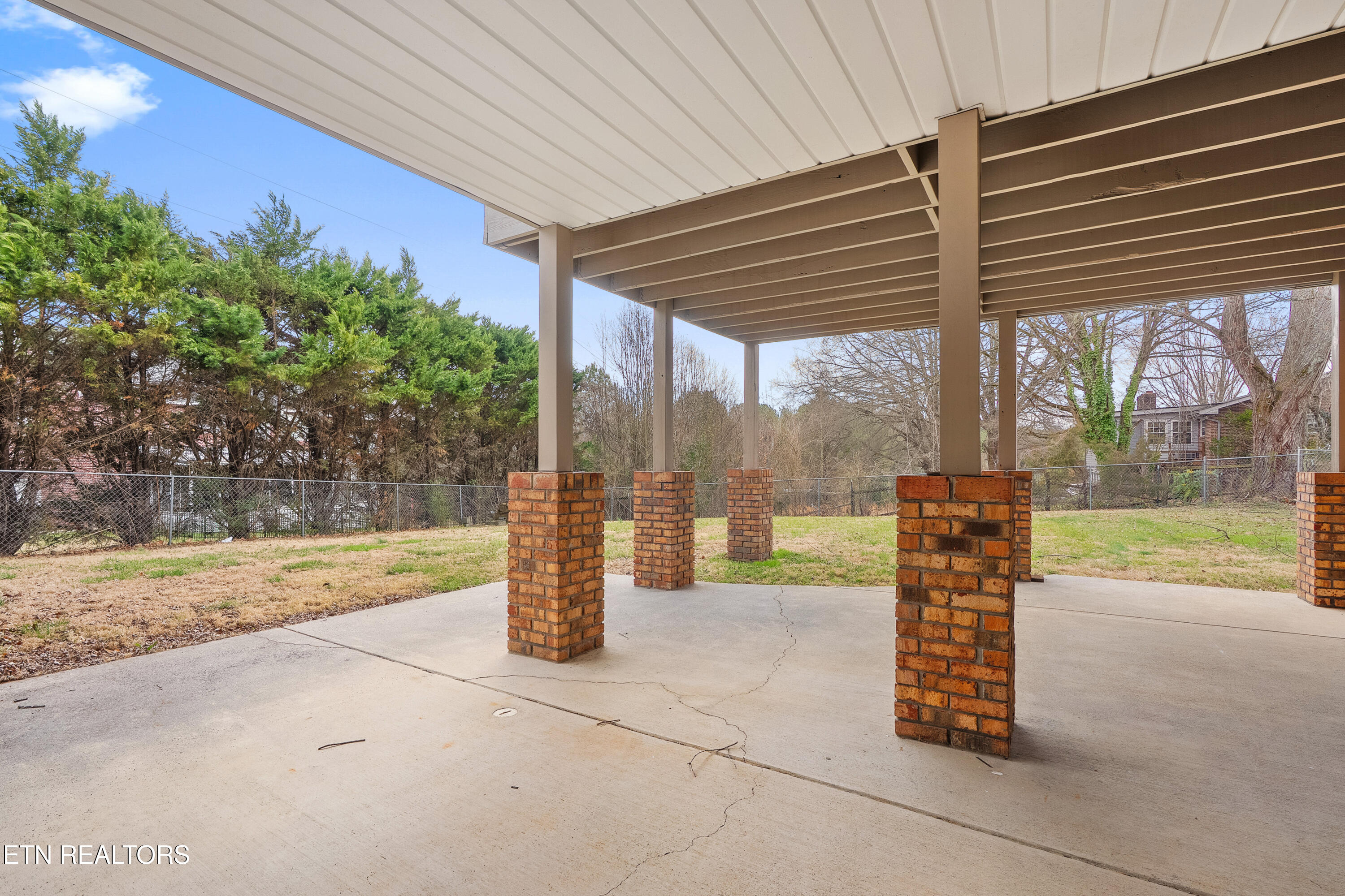 1245 S Heritage Drive Maryville TN 37803