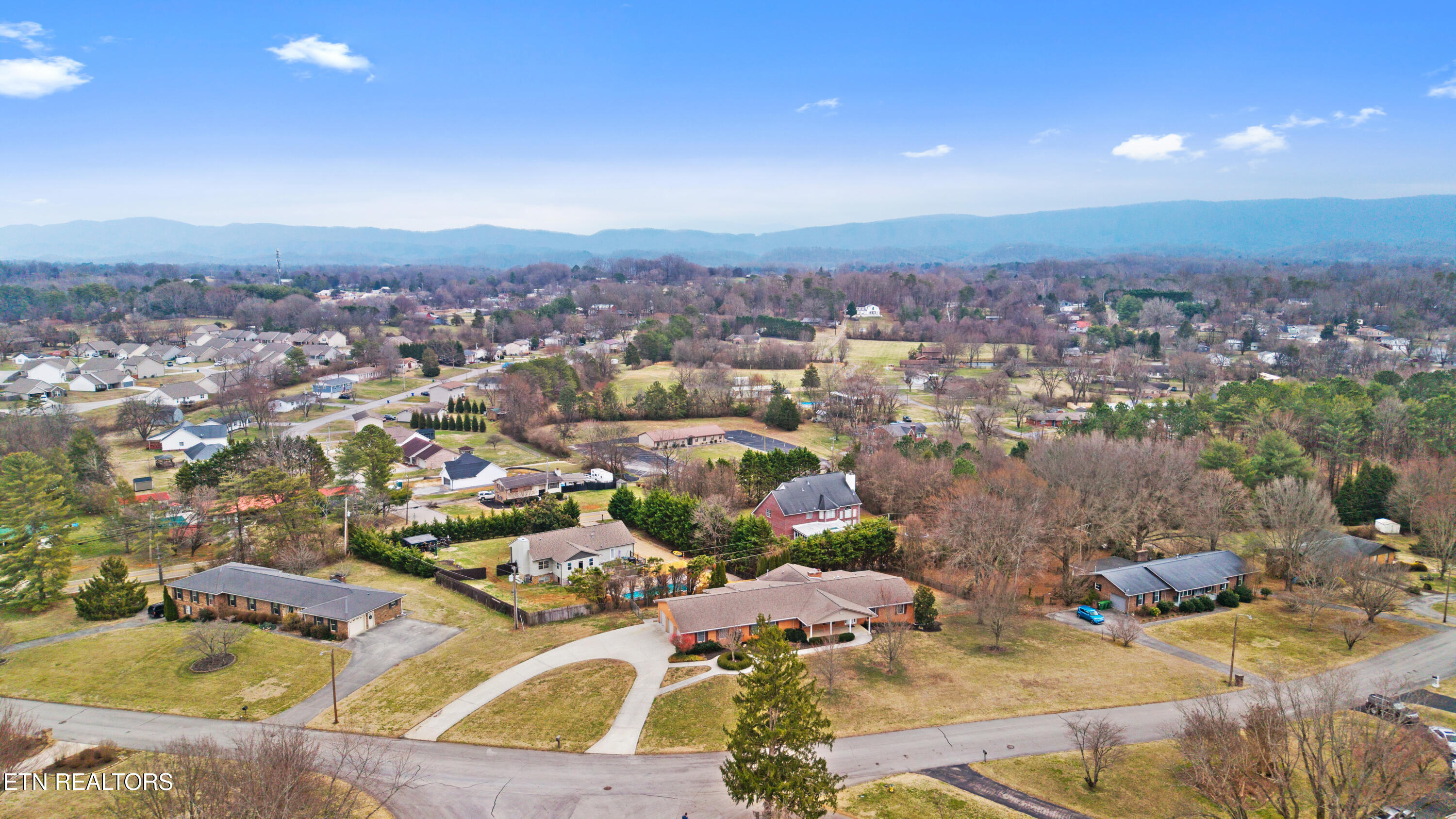 1245 S Heritage Drive Maryville TN 37803