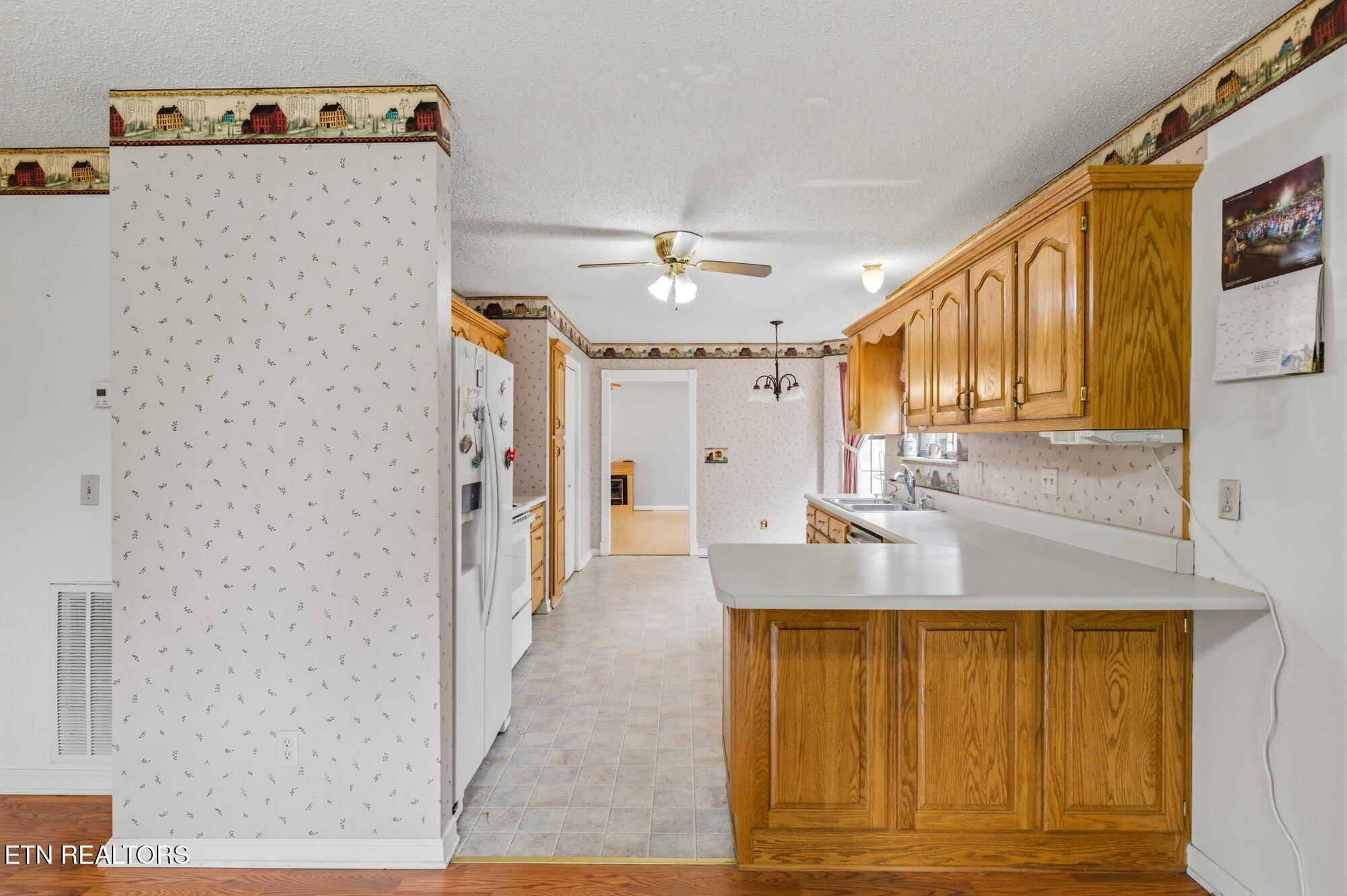 1992 Federal Road Madisonville TN 37354