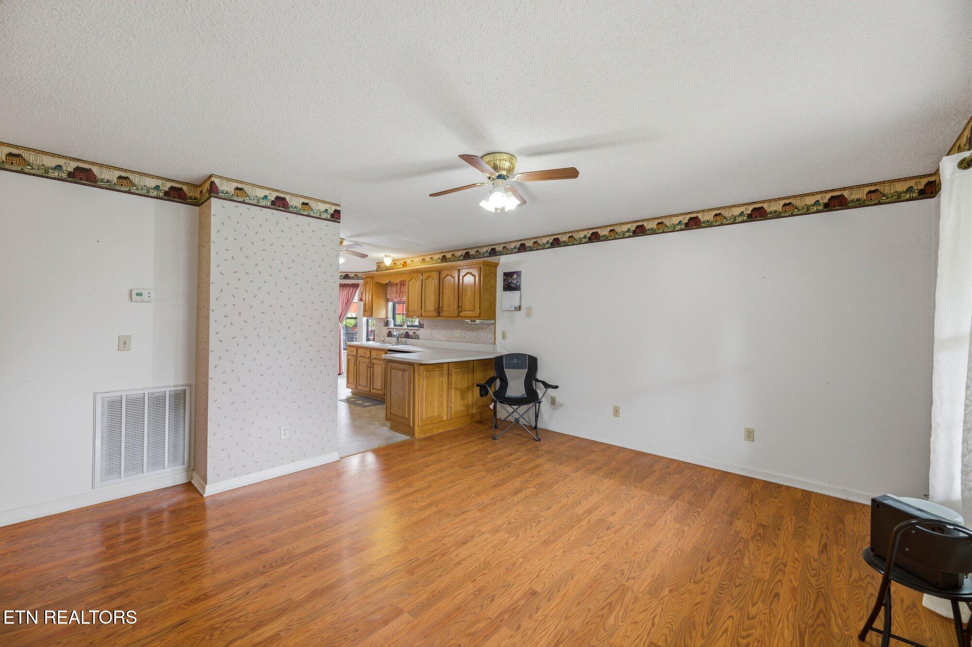 1992 Federal Road Madisonville TN 37354