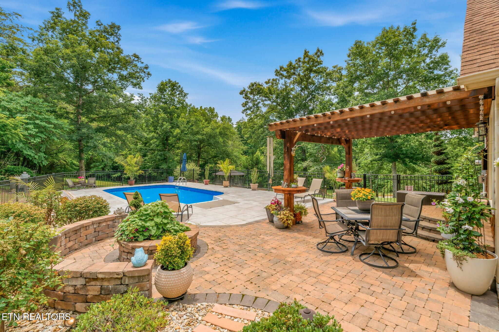 118 Dupont Smith Lane Kingston TN 37763