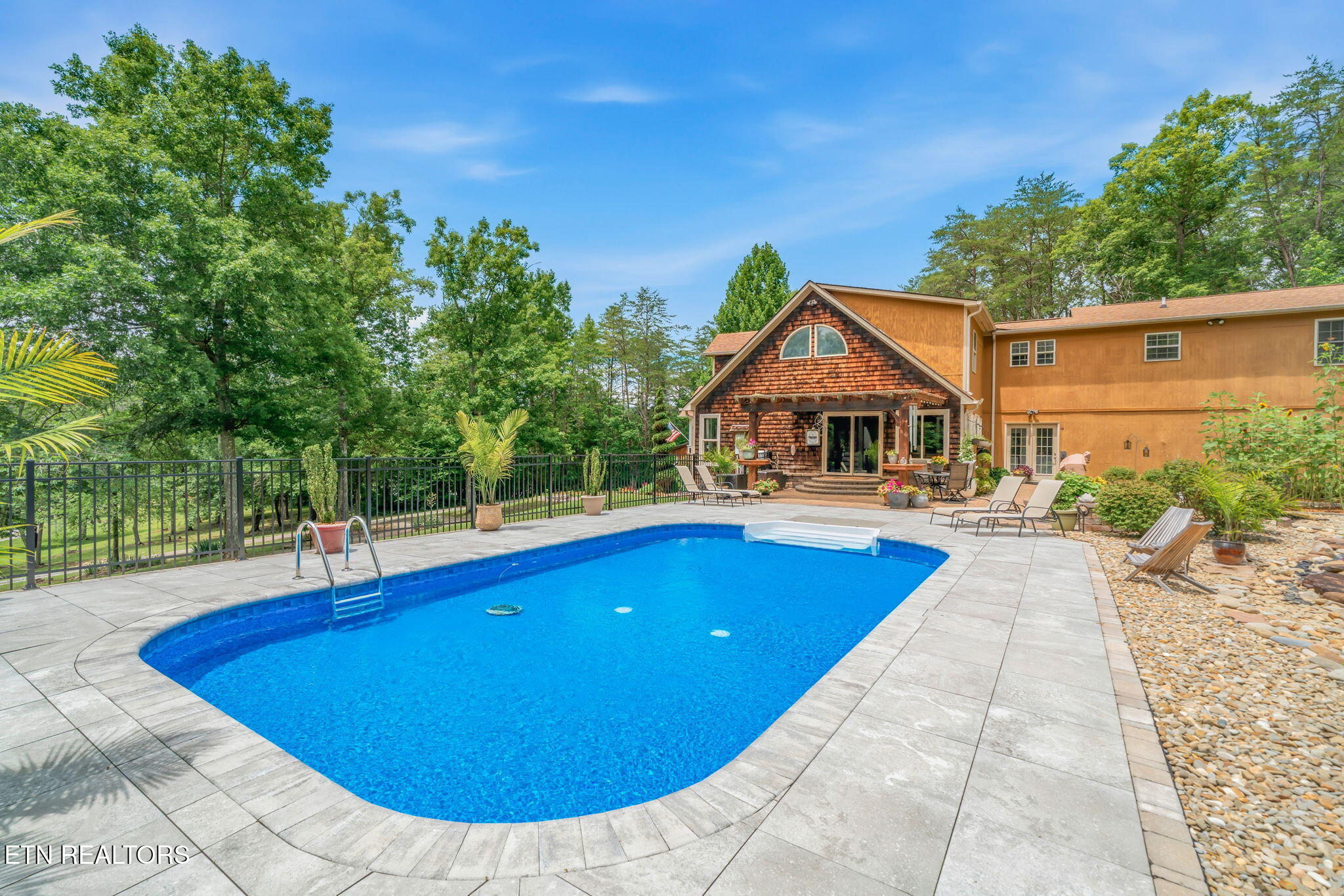 118 Dupont Smith Lane Kingston TN 37763