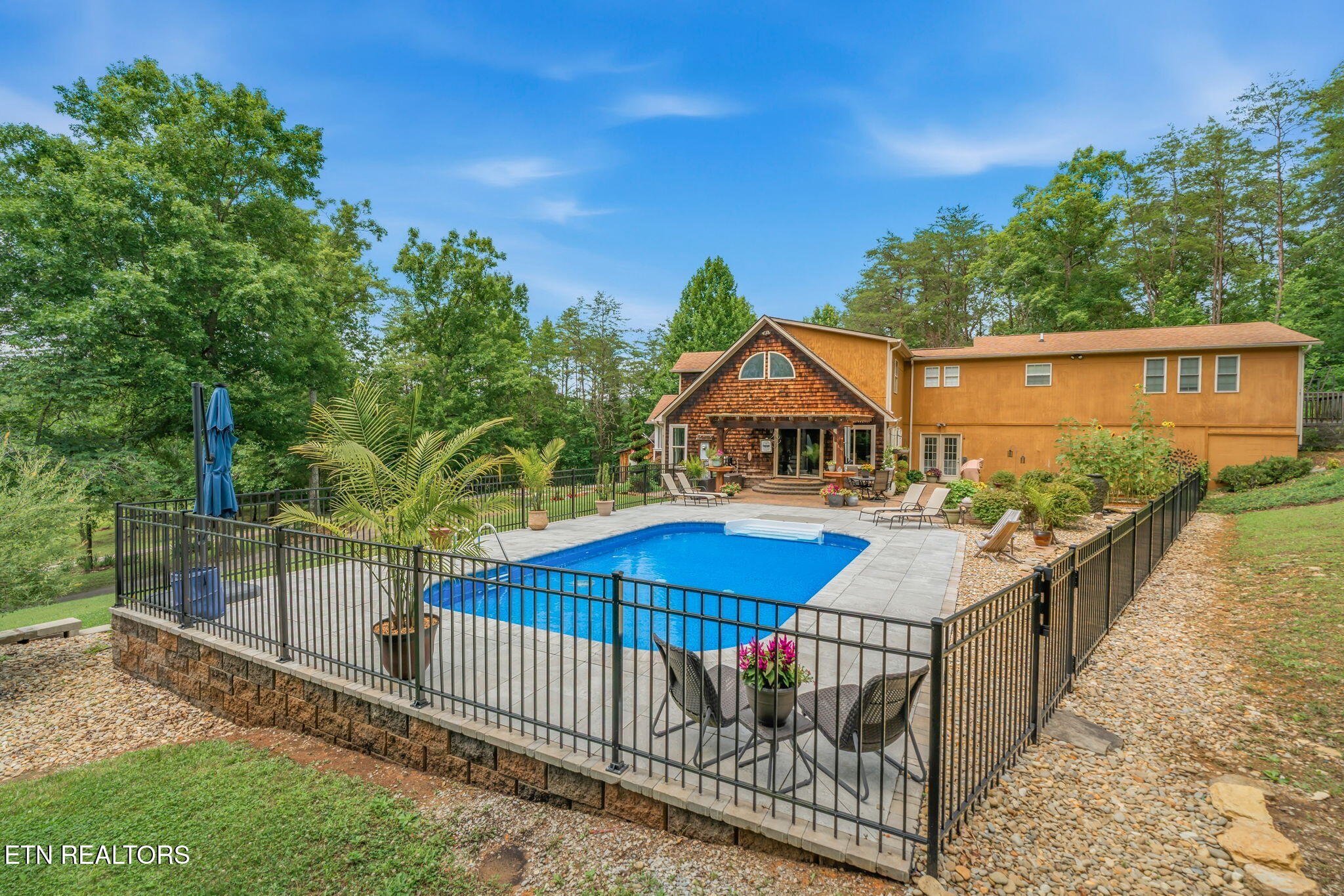 118 Dupont Smith Lane Kingston TN 37763