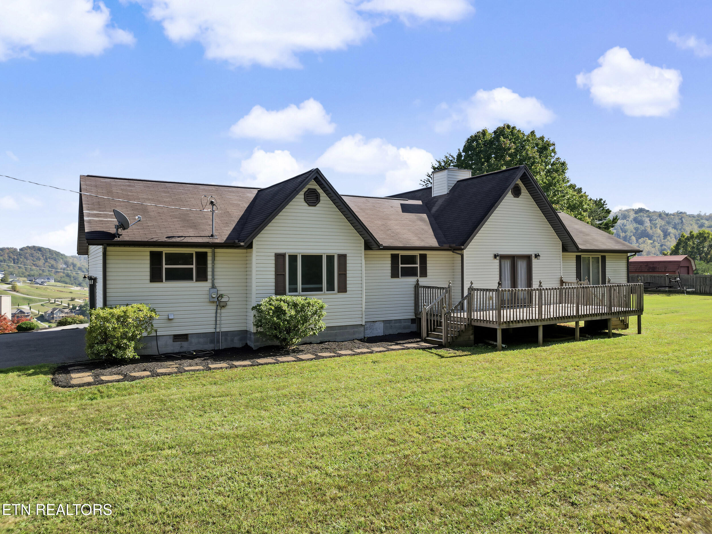 257 Mariner Point Road Lafollette TN 37766