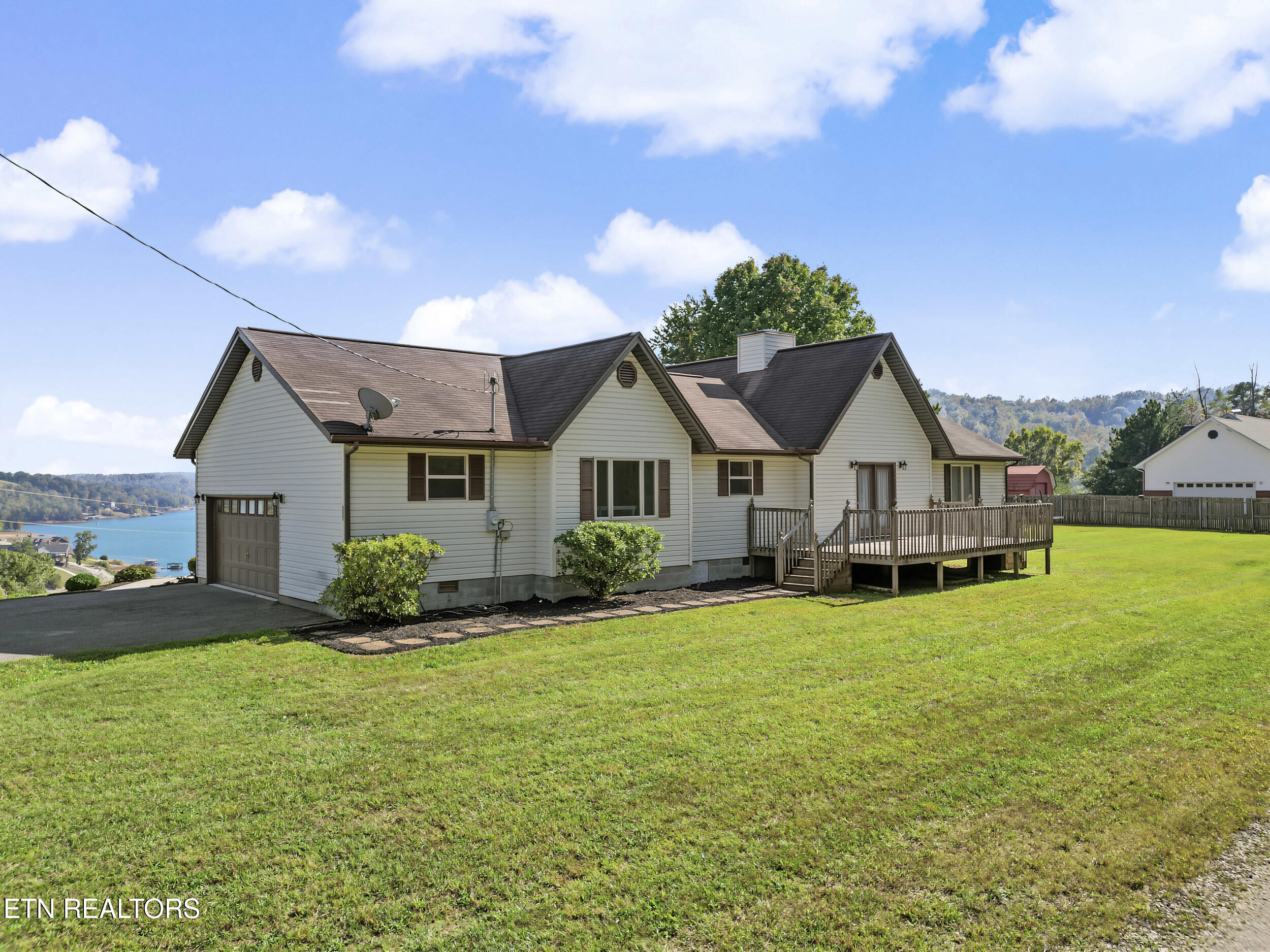 257 Mariner Point Road Lafollette TN 37766