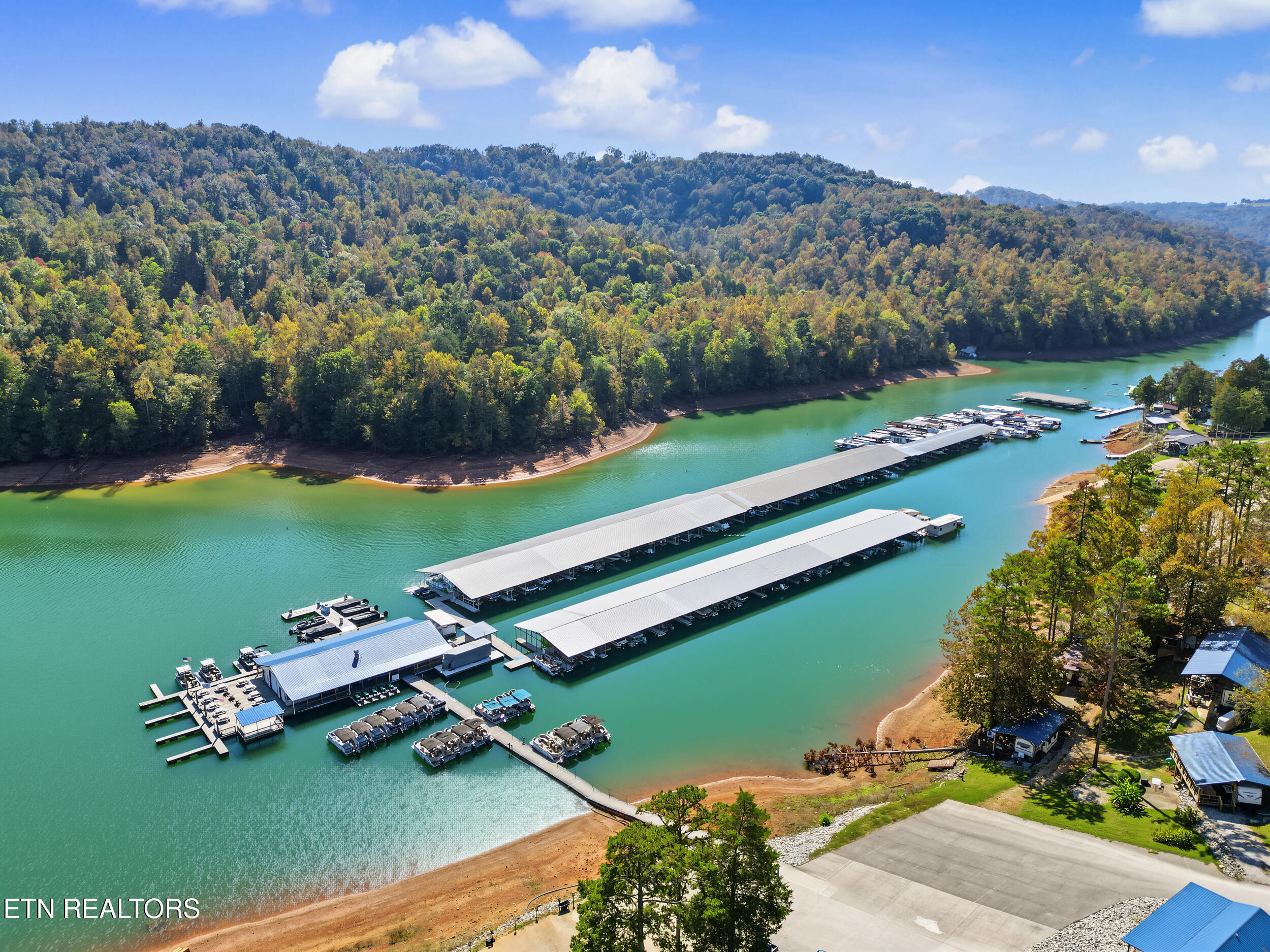 257 Mariner Point Road Lafollette TN 37766