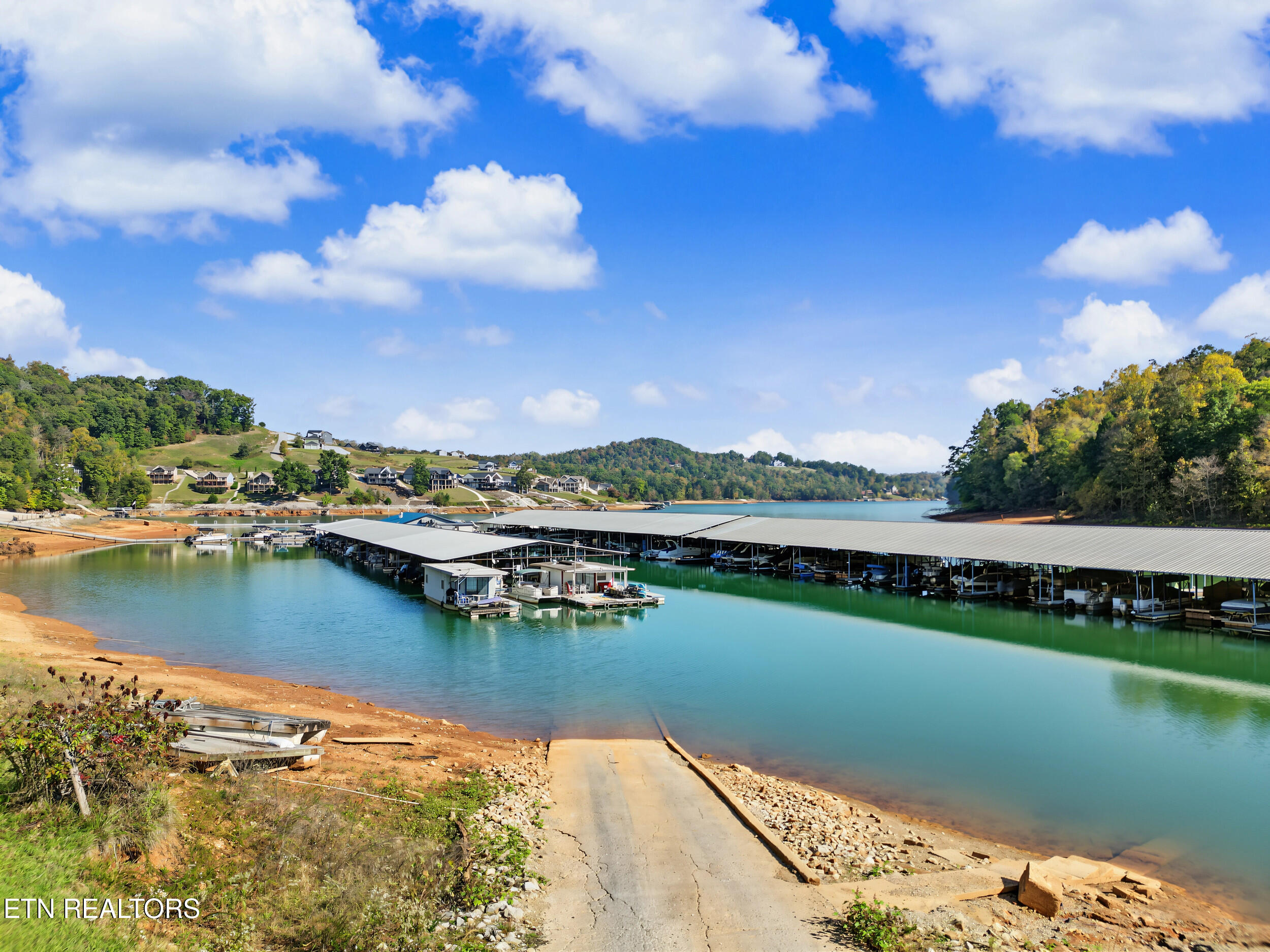 257 Mariner Point Road Lafollette TN 37766