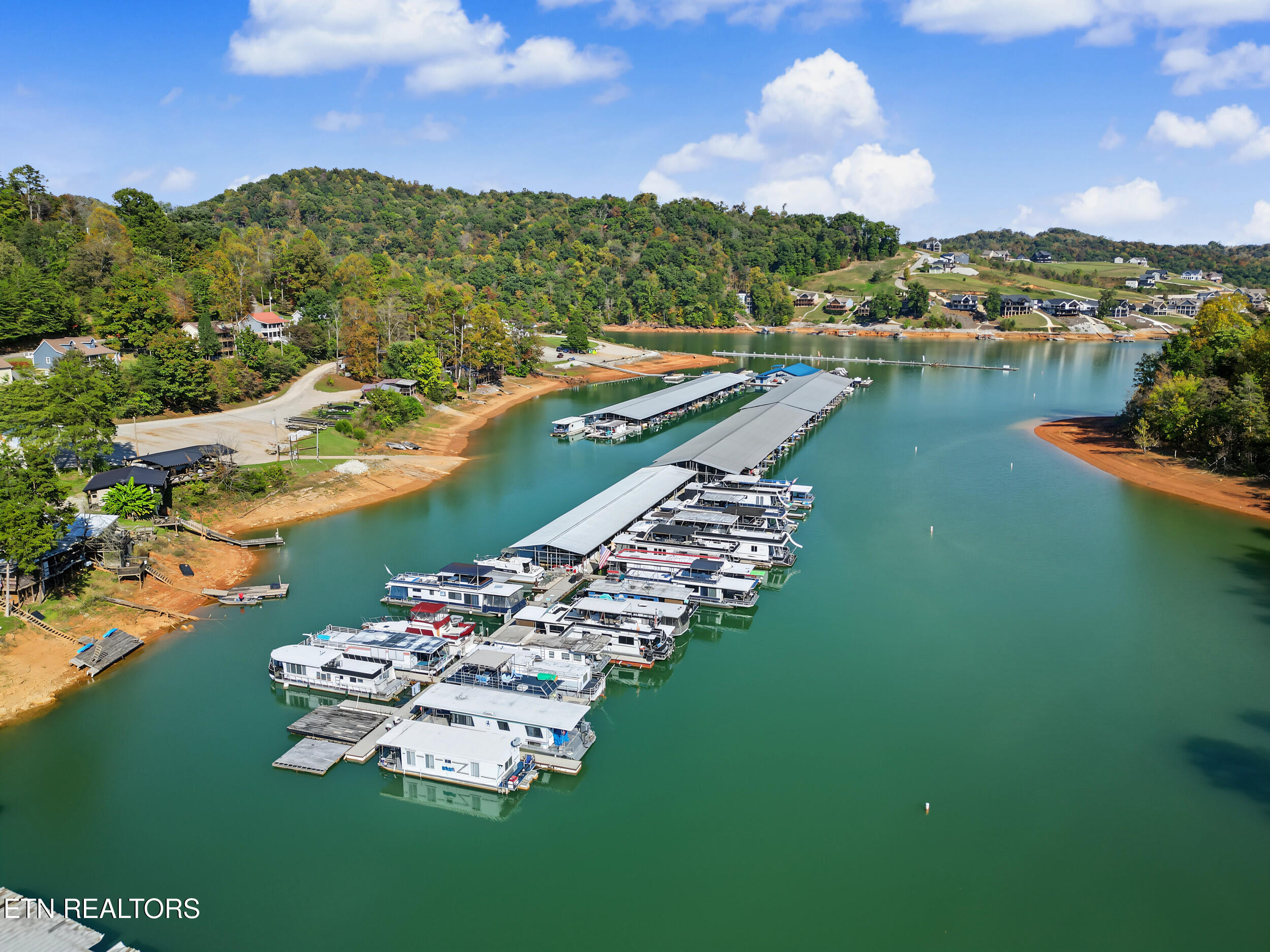 257 Mariner Point Road Lafollette TN 37766