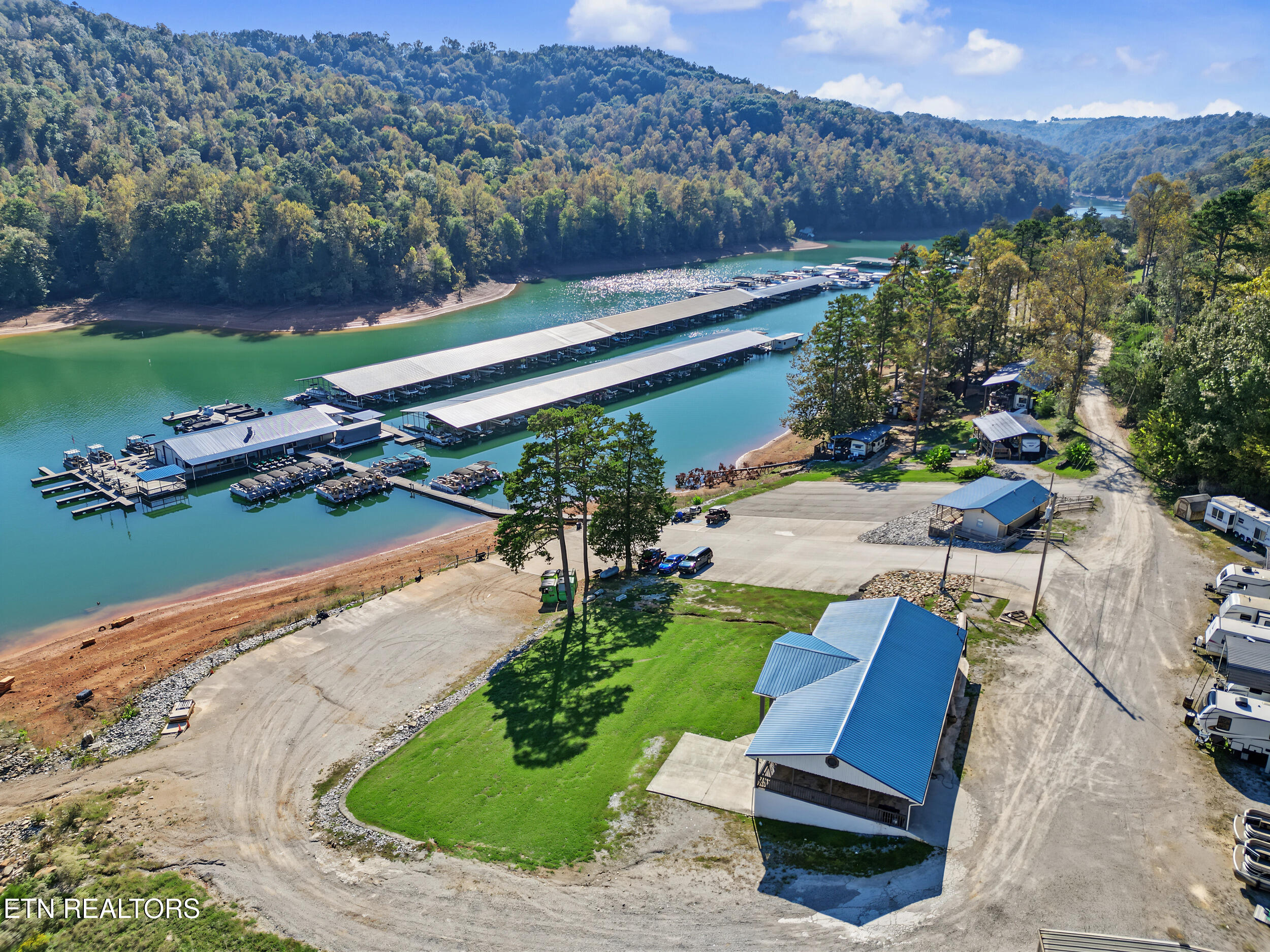 257 Mariner Point Road Lafollette TN 37766