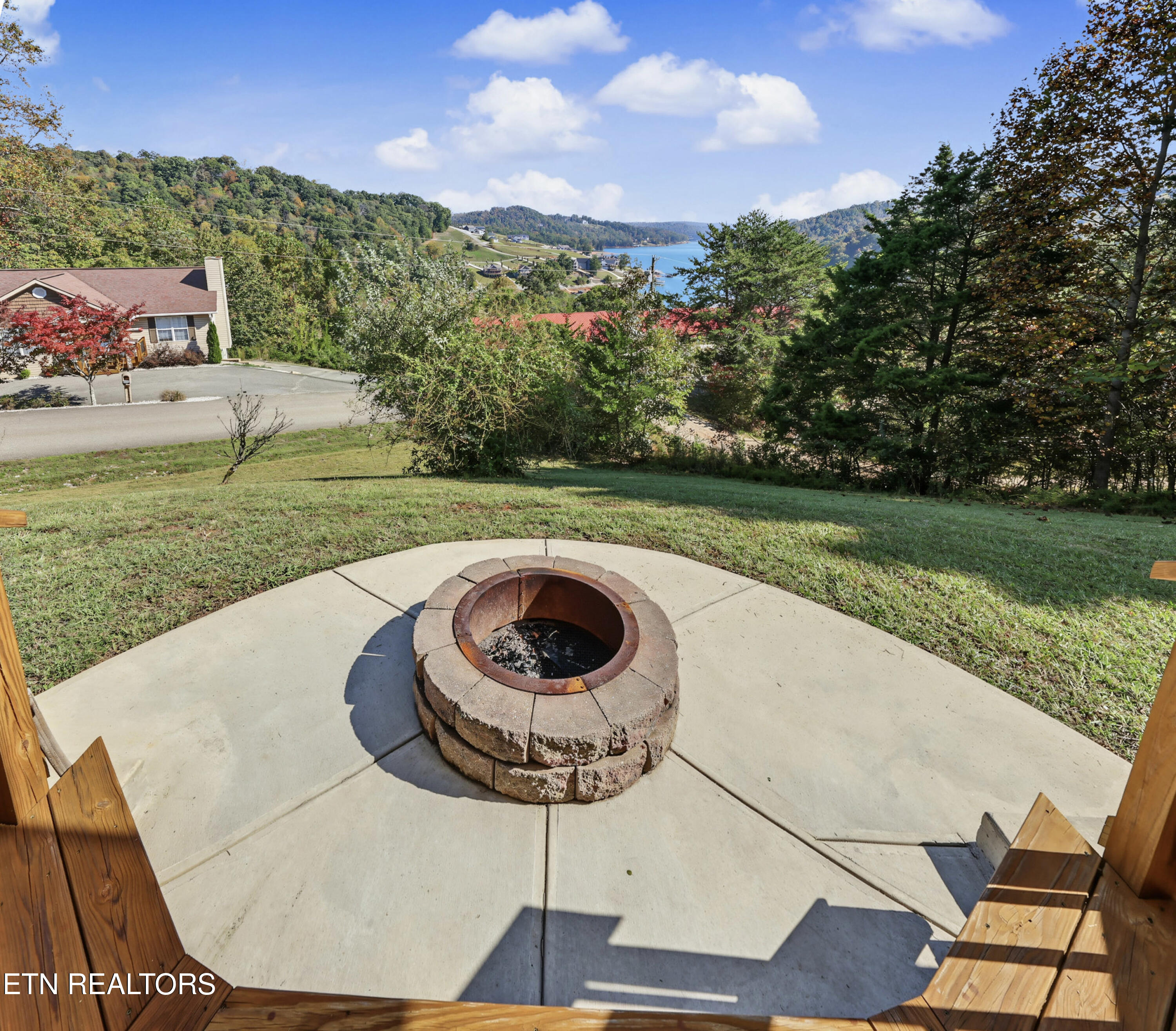 257 Mariner Point Road Lafollette TN 37766