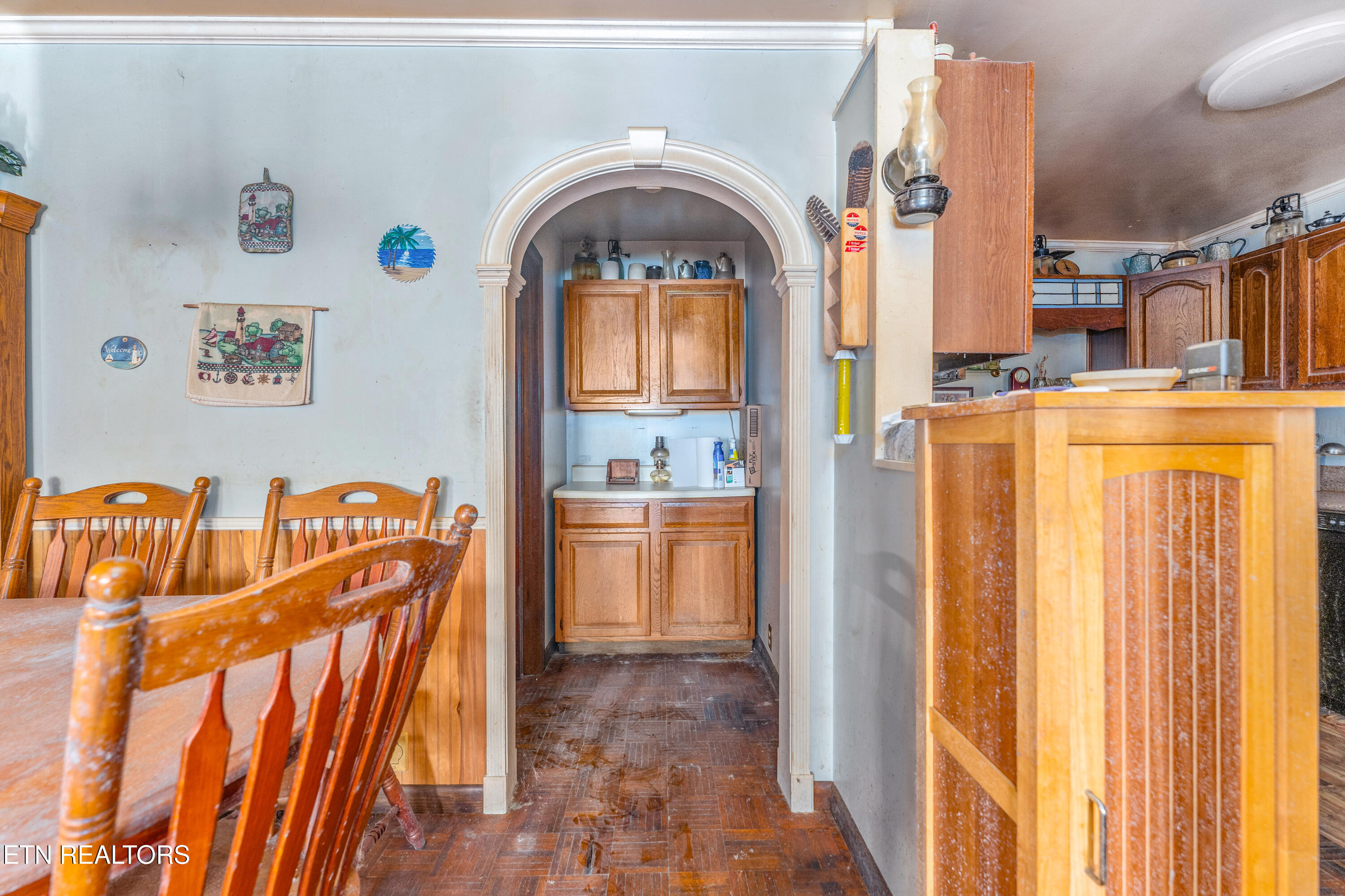 1688 E Wolf Valley Road Heiskell TN 37754