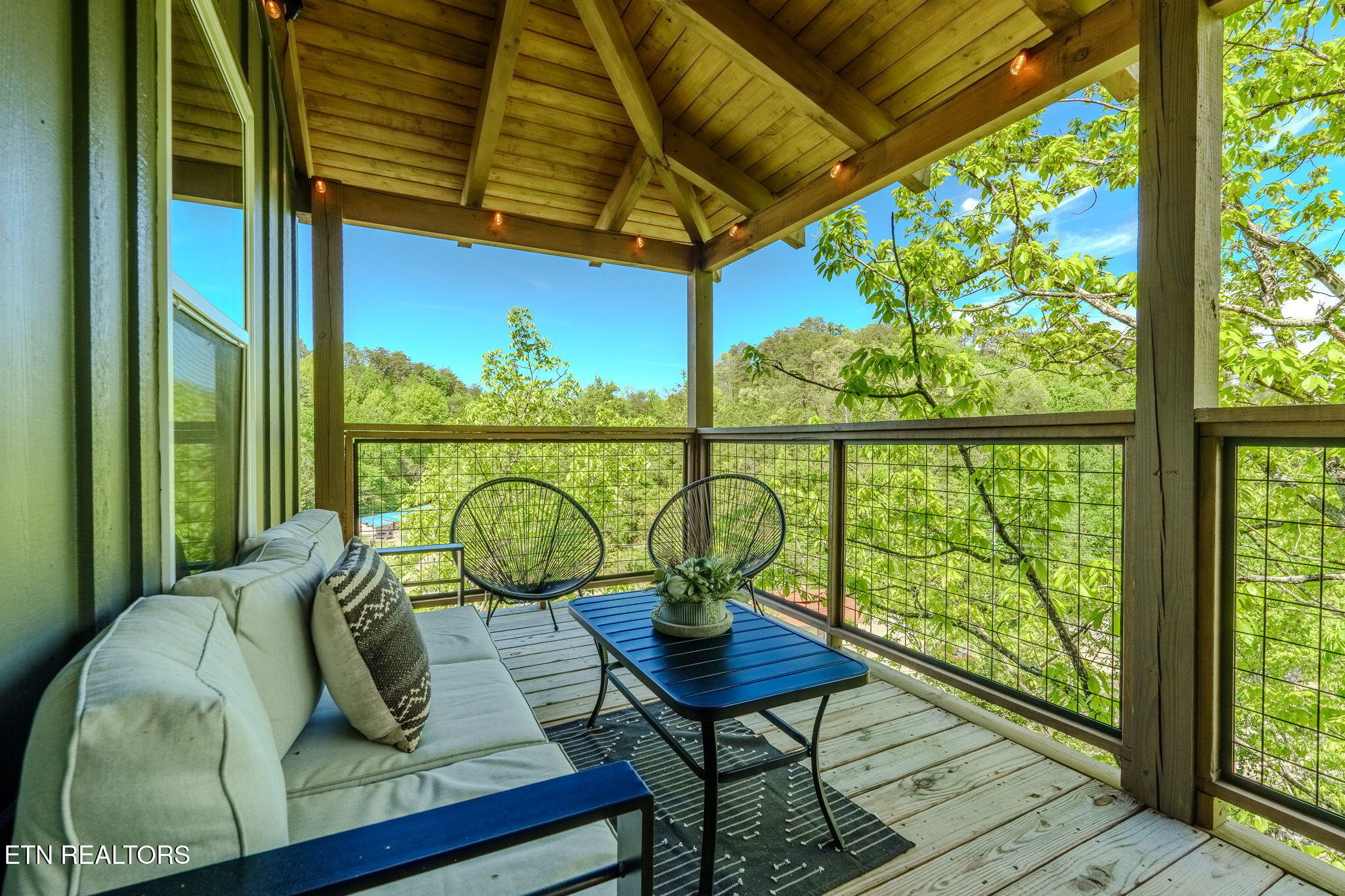 1130 Lee Cardwell Circle Pigeon Forge TN 37863