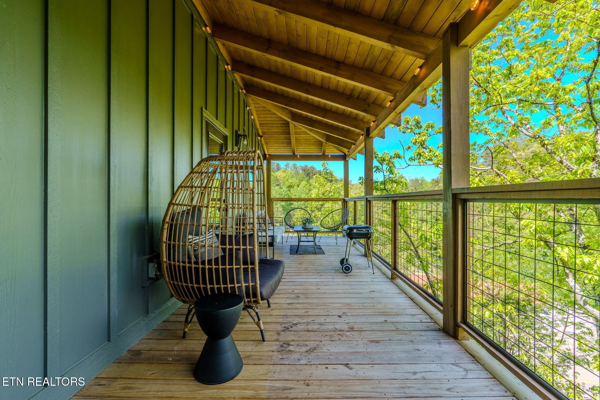 1130 Lee Cardwell Circle Pigeon Forge TN 37863