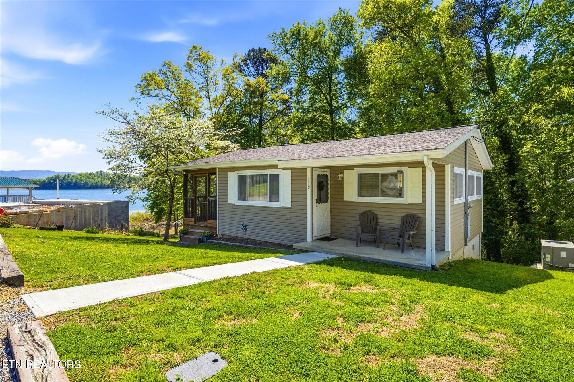 1547 Millstone Beach Road Dandridge TN 37725
