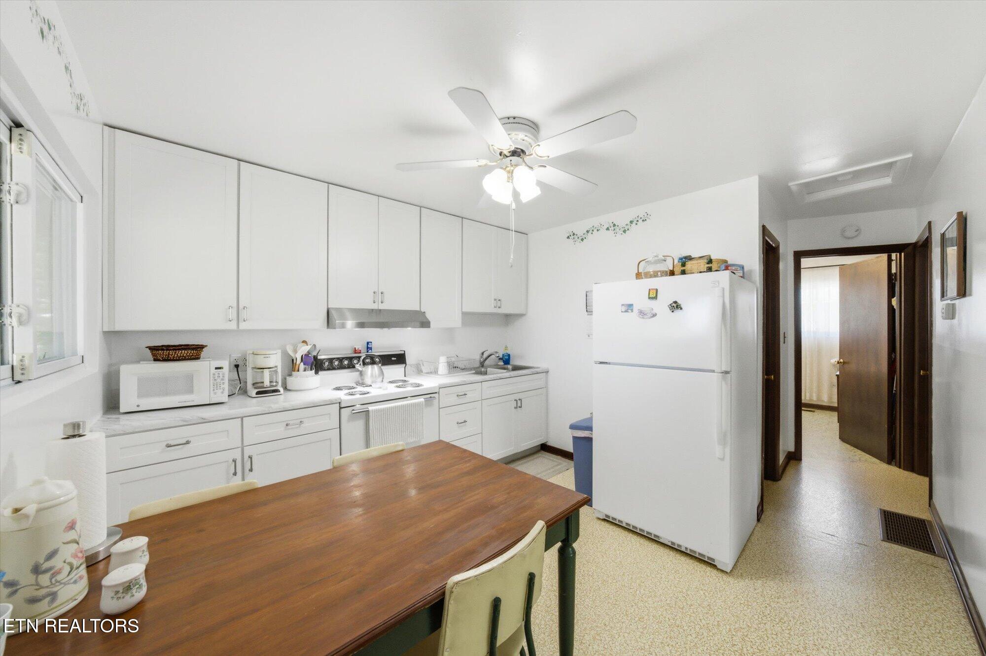 1547 Millstone Beach Road Dandridge TN 37725